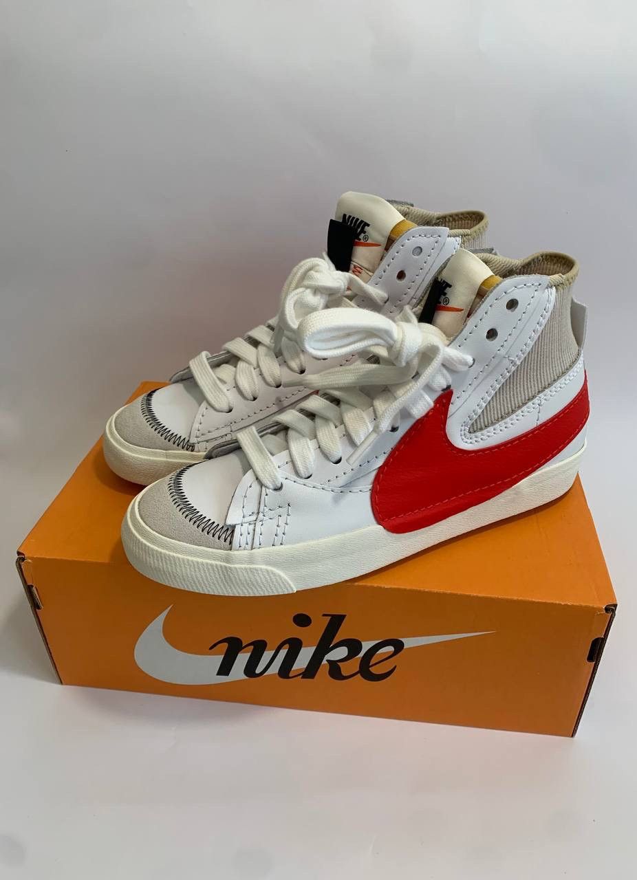 Nike blazer mid 77 jumbo white habanero red size 8,5