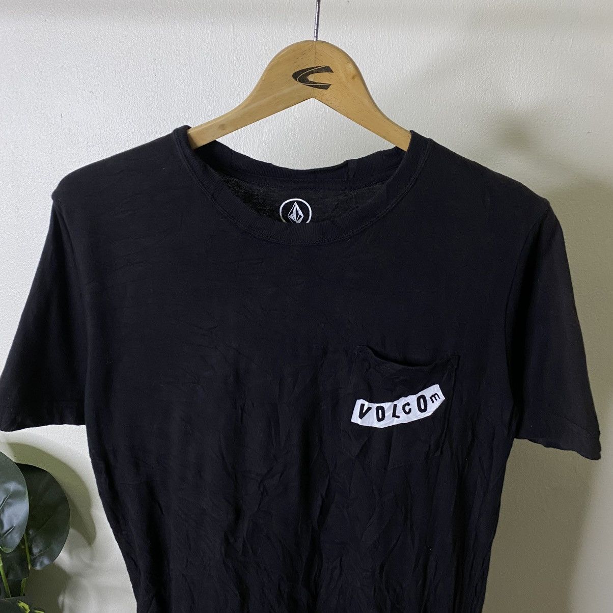 Volcom Y2K Volcom Skateboard Skater T Shirt Size US S / EU 44-46 / 1 - 7 Thumbnail