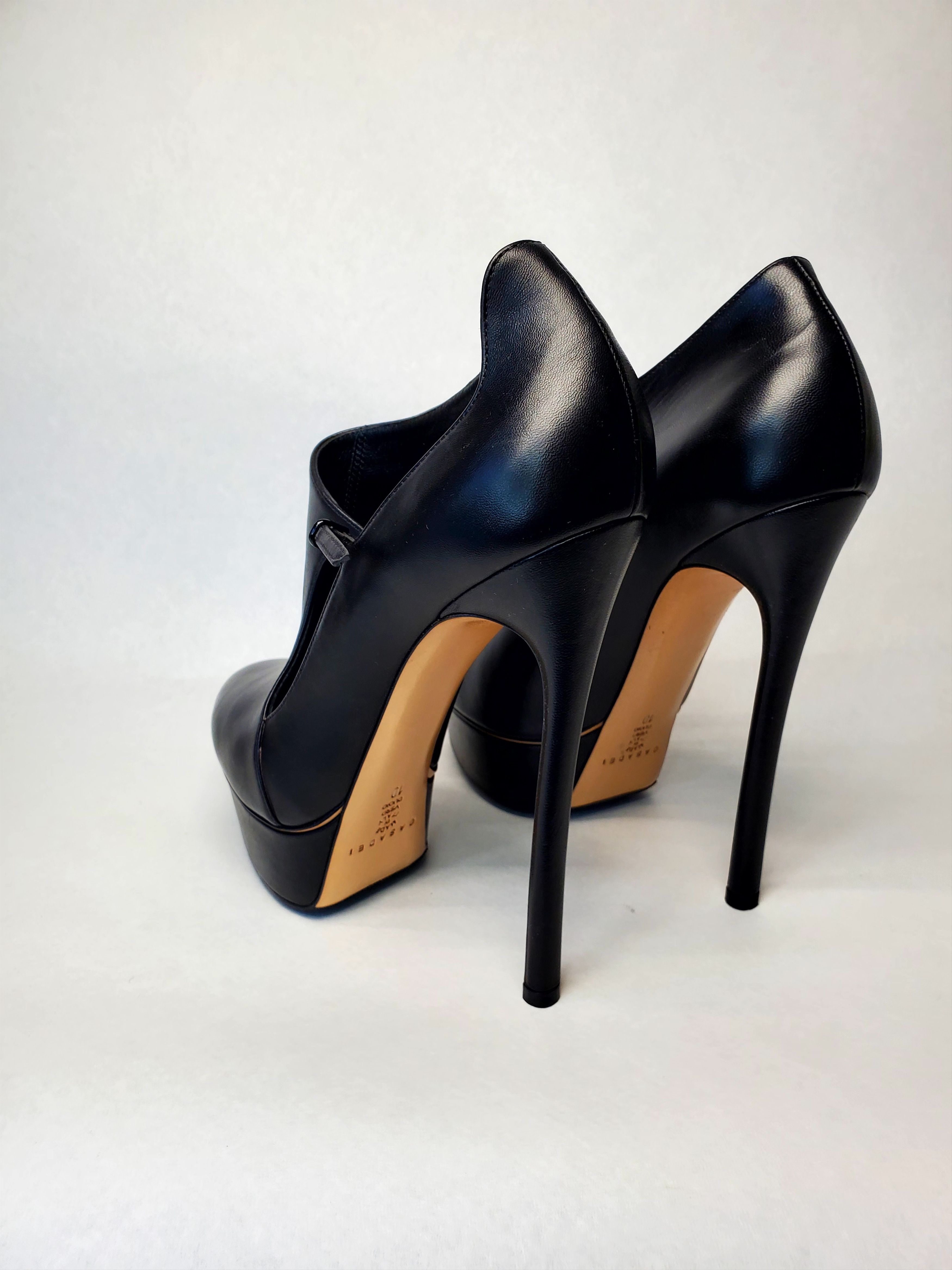 Casadei asadei Black Leather Ankle Boots 40 – New w/ Box & Dust Bag Size US 10 / IT 40 - 7 Thumbnail