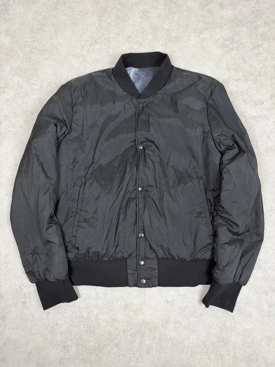 Emporio Armani AW2017 Emporio Armani Black & White Abstract Reversible Bomber Jacket Size US S / EU 44-46 / 1 - 3 Thumbnail