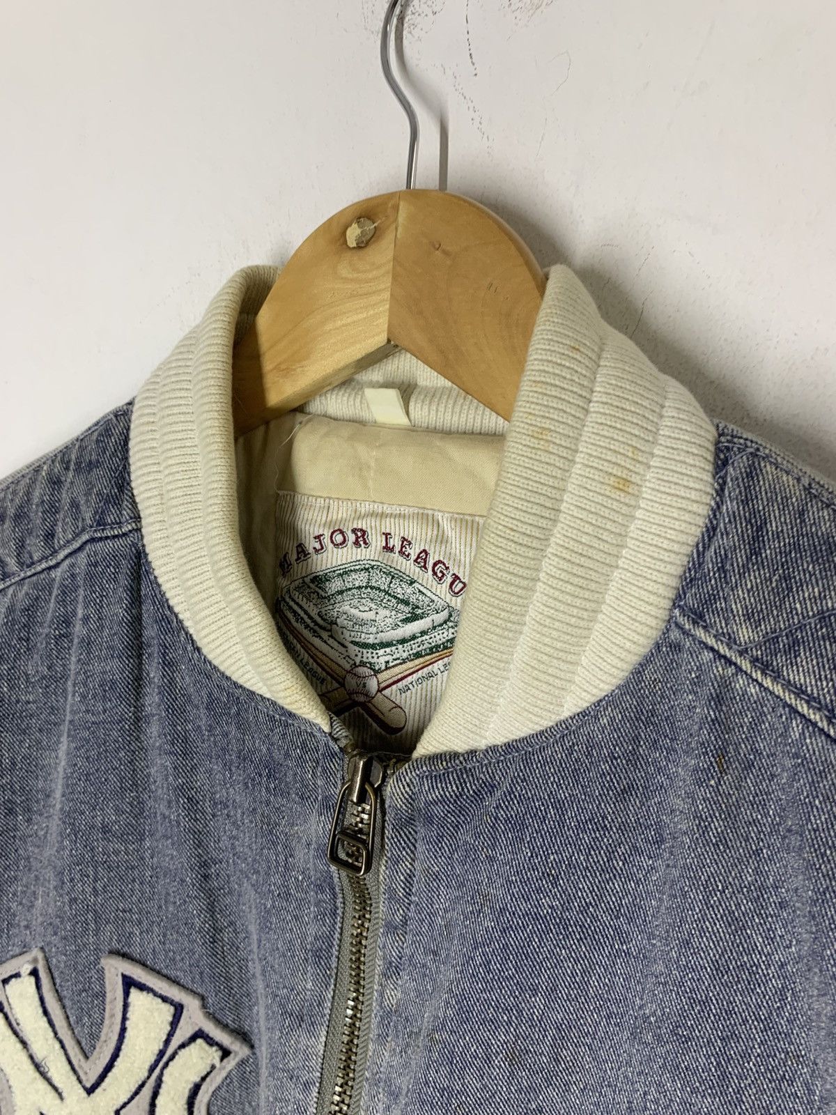 MLB Vintage MLB NY Yankees Denim Bomber Jacket Size US L / EU 52-54 / 3 - 6 Thumbnail