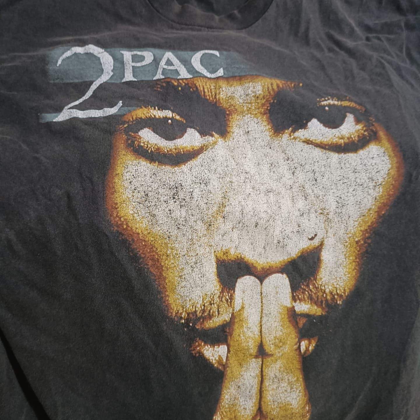Rap Tees 2PAC 90' PEACE HAND Size US XL / EU 56 / 4 - 2 Thumbnail