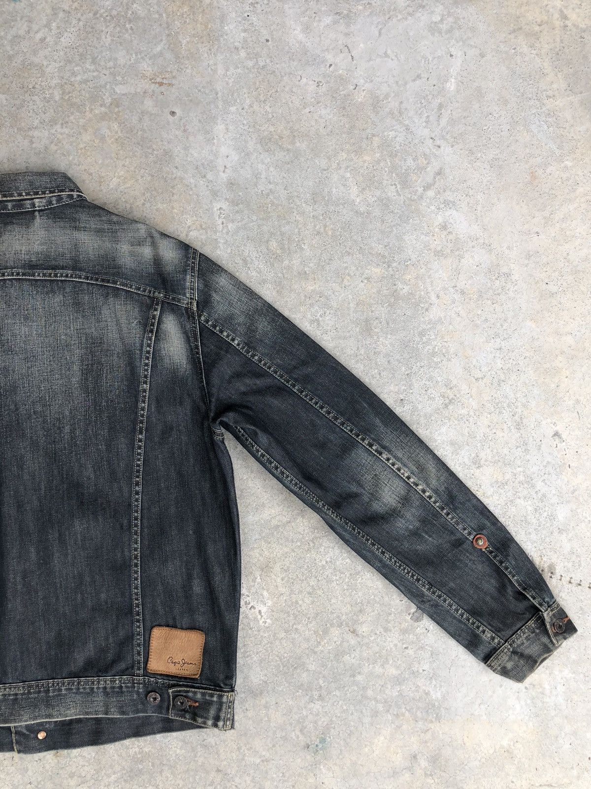Pepe Jeans Vintage Pepe Jeans Denim Jacket Distressed Jeans Size US L / EU 52-54 / 3 - 12 Thumbnail