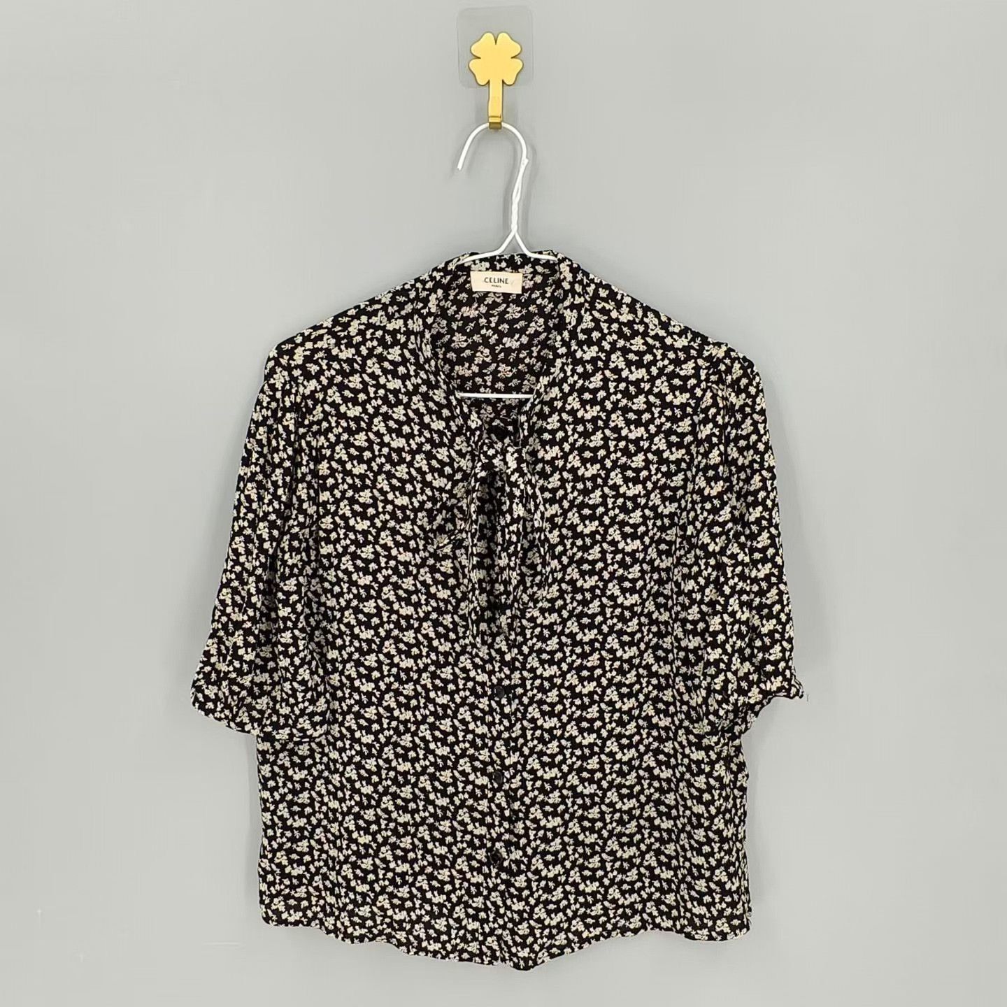 Celine CELINE Small Floral Short-Sleeve Shirt Size S / US 4 / IT 40 - 1 Thumbnail