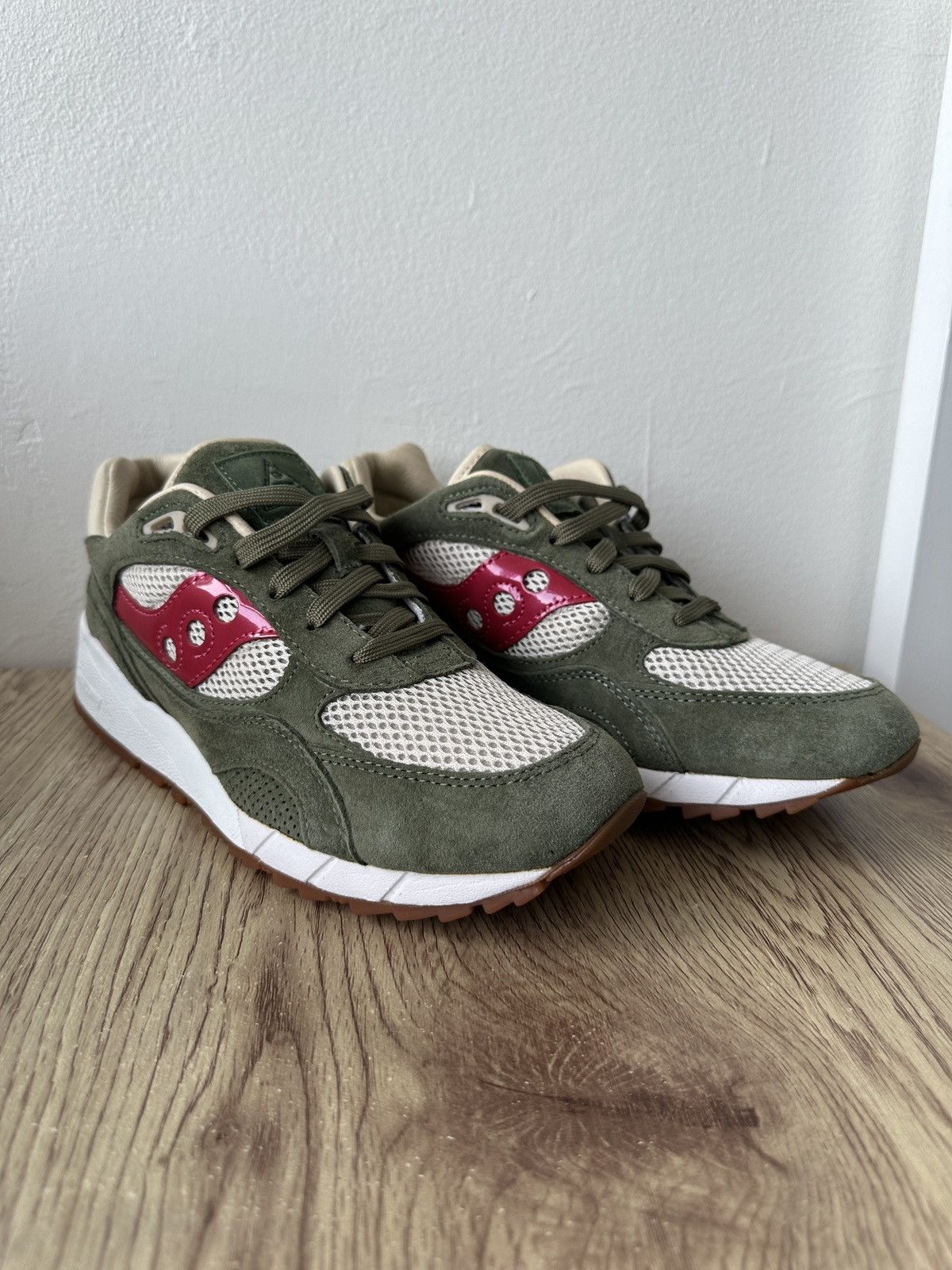 Saucony Saucony x Up There Shadow 6000 Olive – US 10.5 – S70570-1 Size US 10.5 / EU 43-44 - 1 Thumbnail