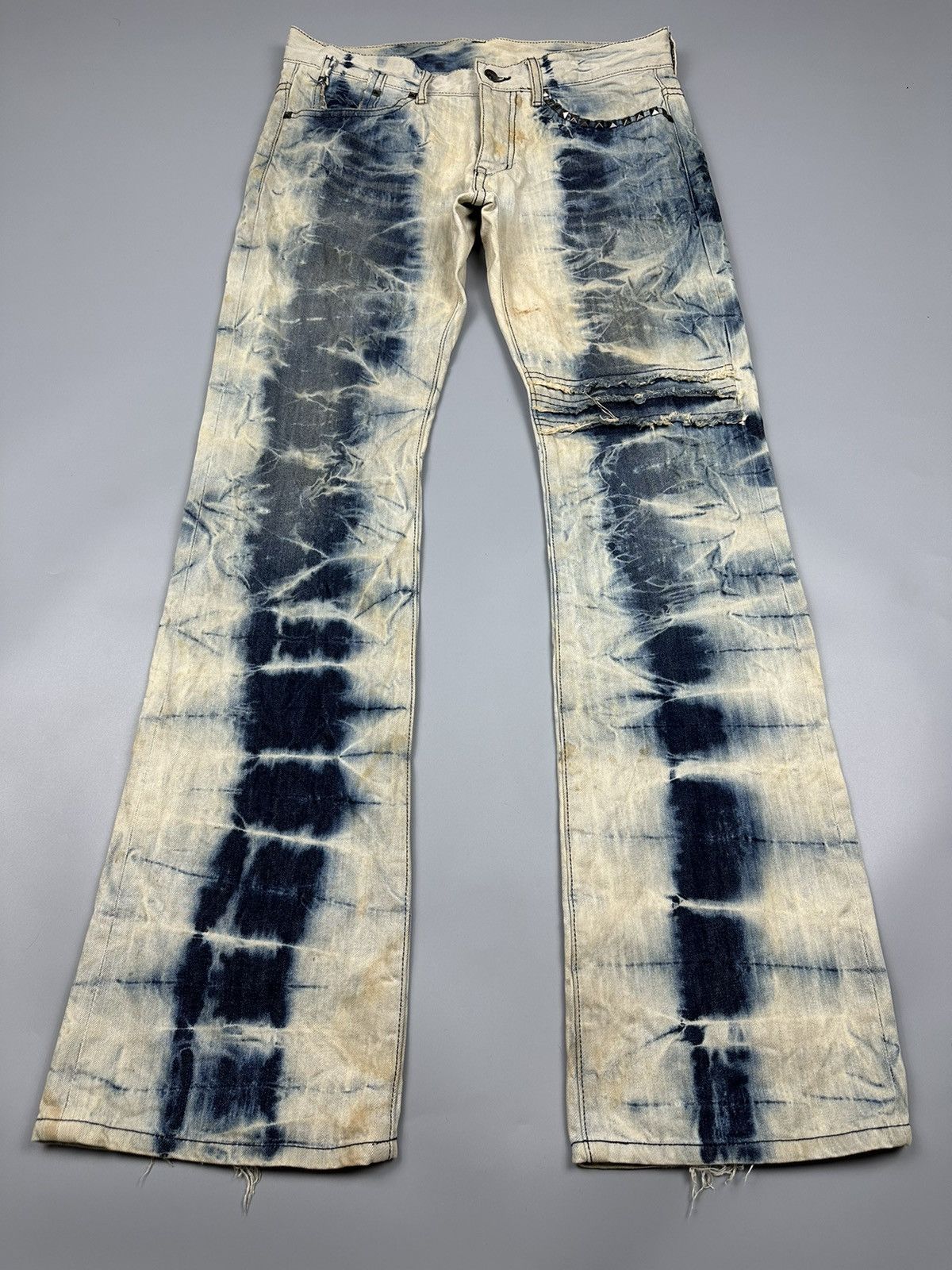 semanticdesign 🔥Rare Sick🔥Semantic Design Whiskered Bleached Flare Denim Size US 34 / EU 50 - 3 Thumbnail