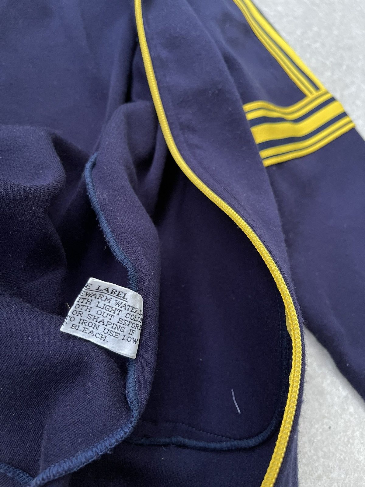 Japanese Brand Tracktop Yonex Vintage Size US L / EU 52-54 / 3 - 5 Thumbnail