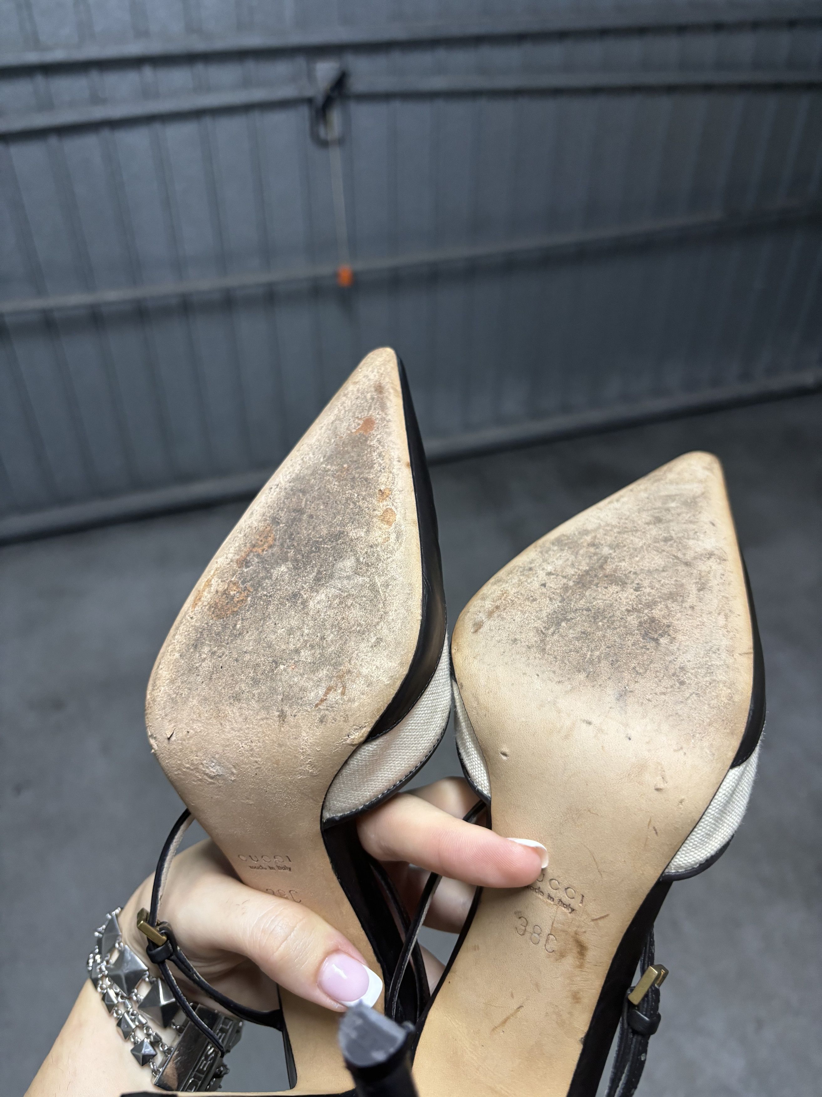 Gucci Gucci B&W Ankle Strap Pointed Toe Heels. Size US 7 / IT 37 - 11 Thumbnail