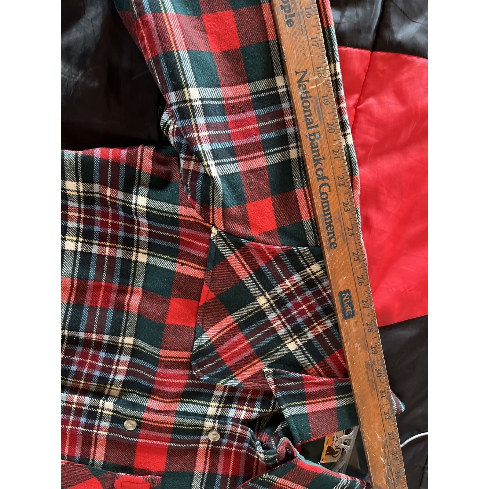 Pendleton Pendleton Lobo VTG Mens M red plaid long sleeve wool flannel Size US M / EU 48-50 / 2 - 24 Thumbnail