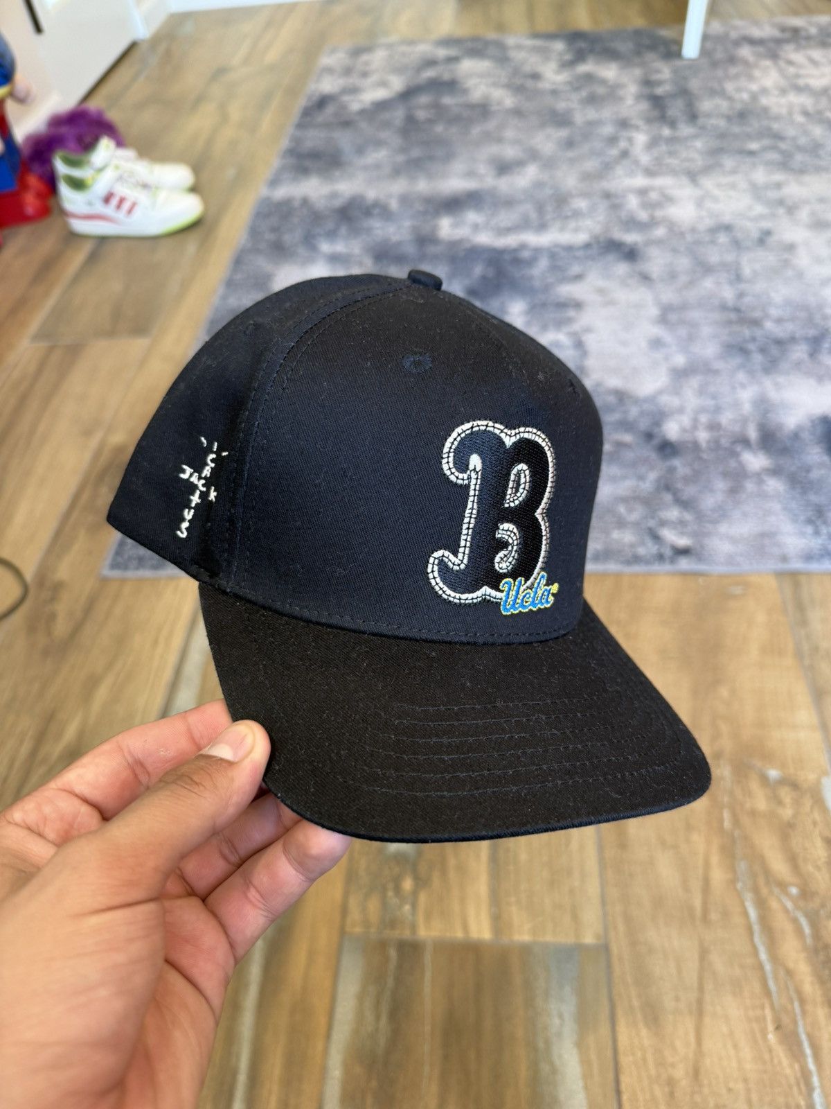 Mitchell & Ness × Travis Scott Cactus Jack X Ucla Travis Scott Snap Back Hat Size ONE SIZE - 1 Thumbnail