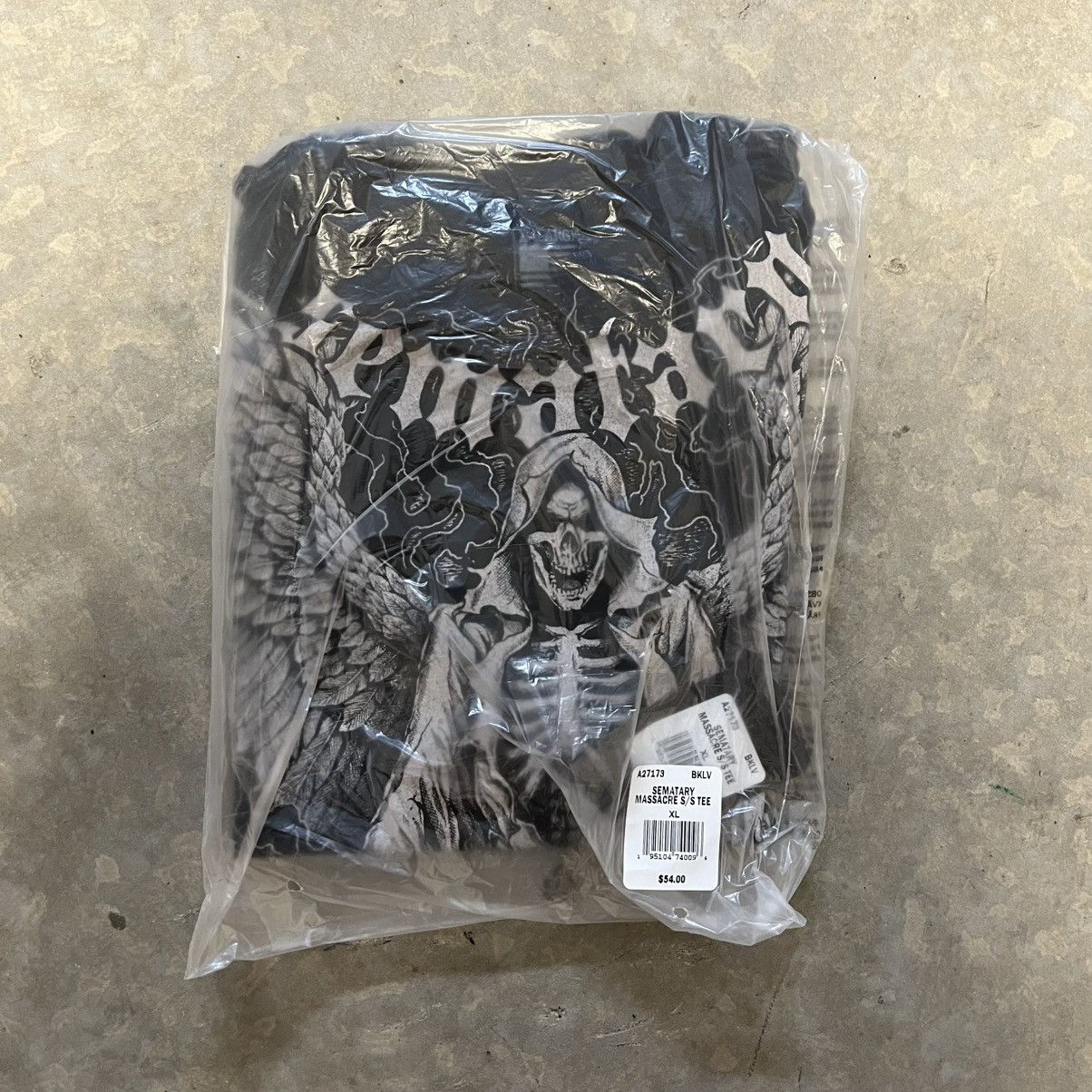 Affliction Affliction haunted mound sematary massacre t shirt Size US XL / EU 56 / 4 - 3 Thumbnail
