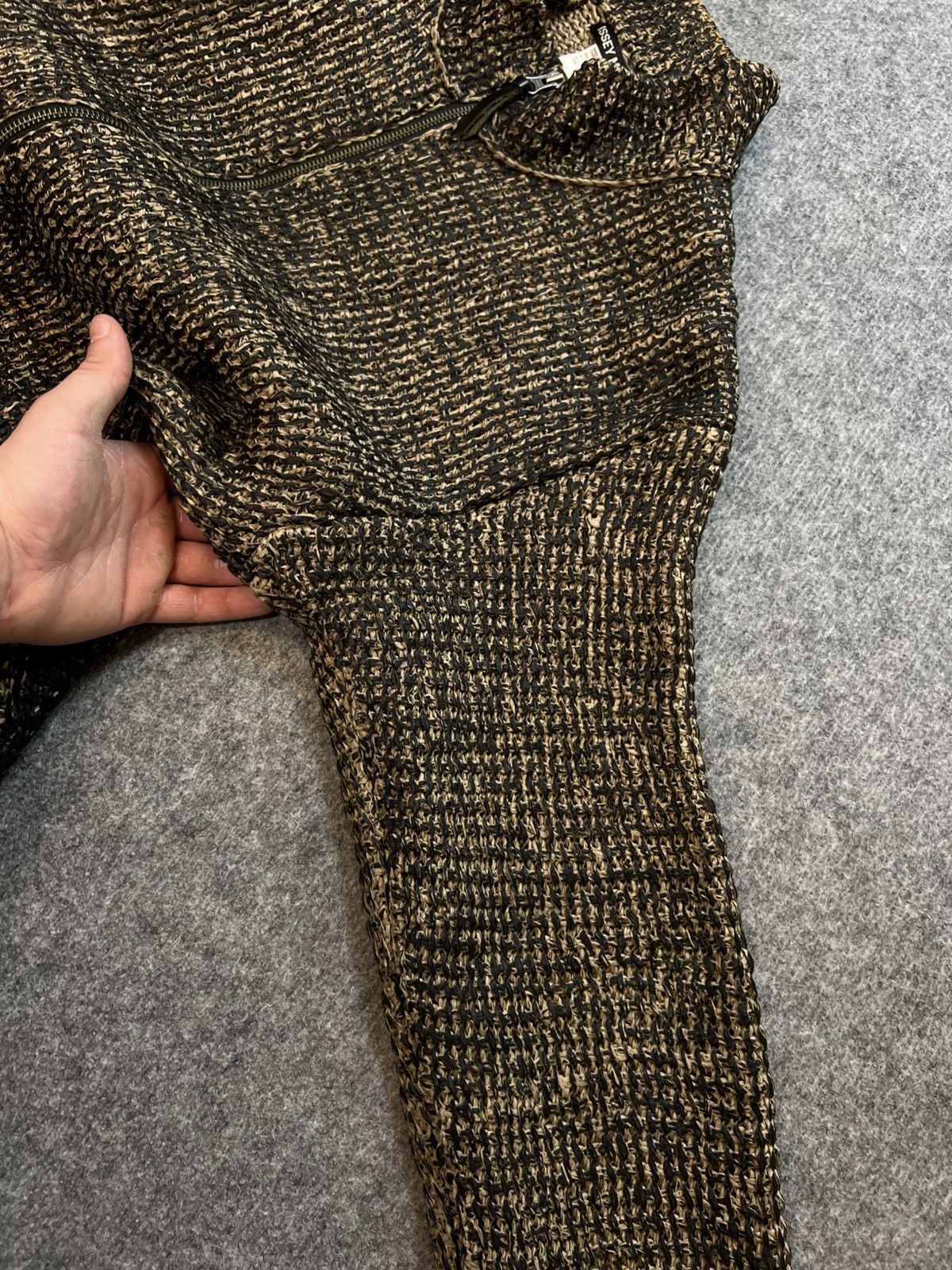 Issey Miyake VINTAGE ARCHIVE ISSEY MIYAKE JAPAN PAPER KNIT HAND MADE SWEA Size US XL / EU 56 / 4 - 11 Thumbnail
