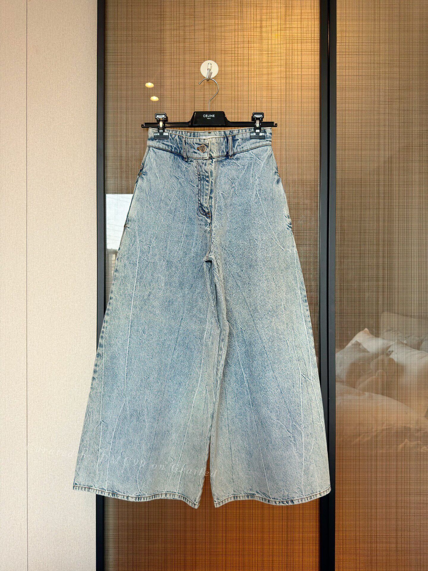 Chanel Chanel Women's Wide-Leg Denim Jeans Size 36" / US 14 / IT 50 - 1 Thumbnail
