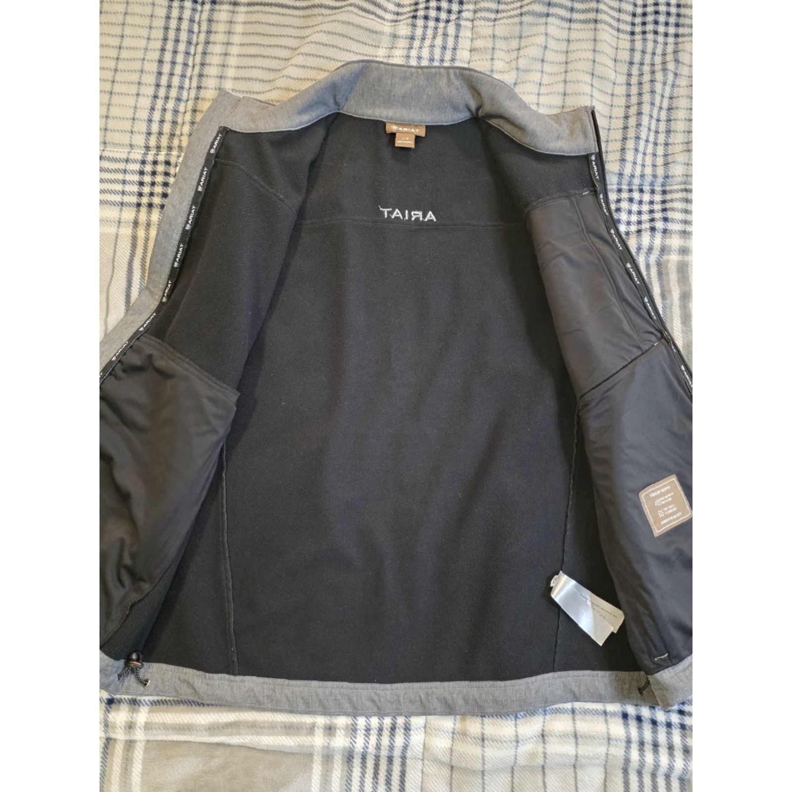 Ariat Ariat Vest Mens Large Gray Full Zip Lined 2.0 Logo Tech Equipped Stand-Up Collar Lightweight Softshell Outdoor Western Size US L / EU 52-54 / 3 - 3 Thumbnail