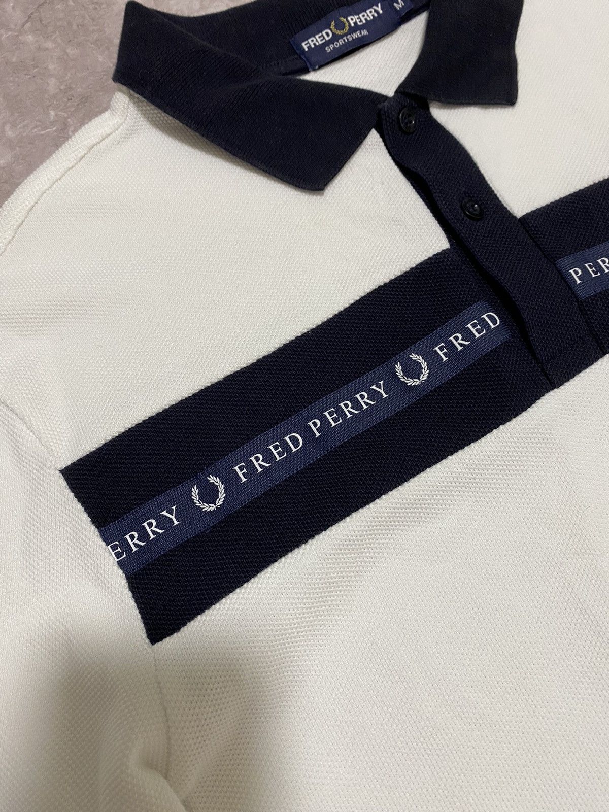 Fred Perry Vintage Y2K Sportswear Fred Perry Long Sleeve Polo T Shirt Size US M / EU 48-50 / 2 - 6 Thumbnail
