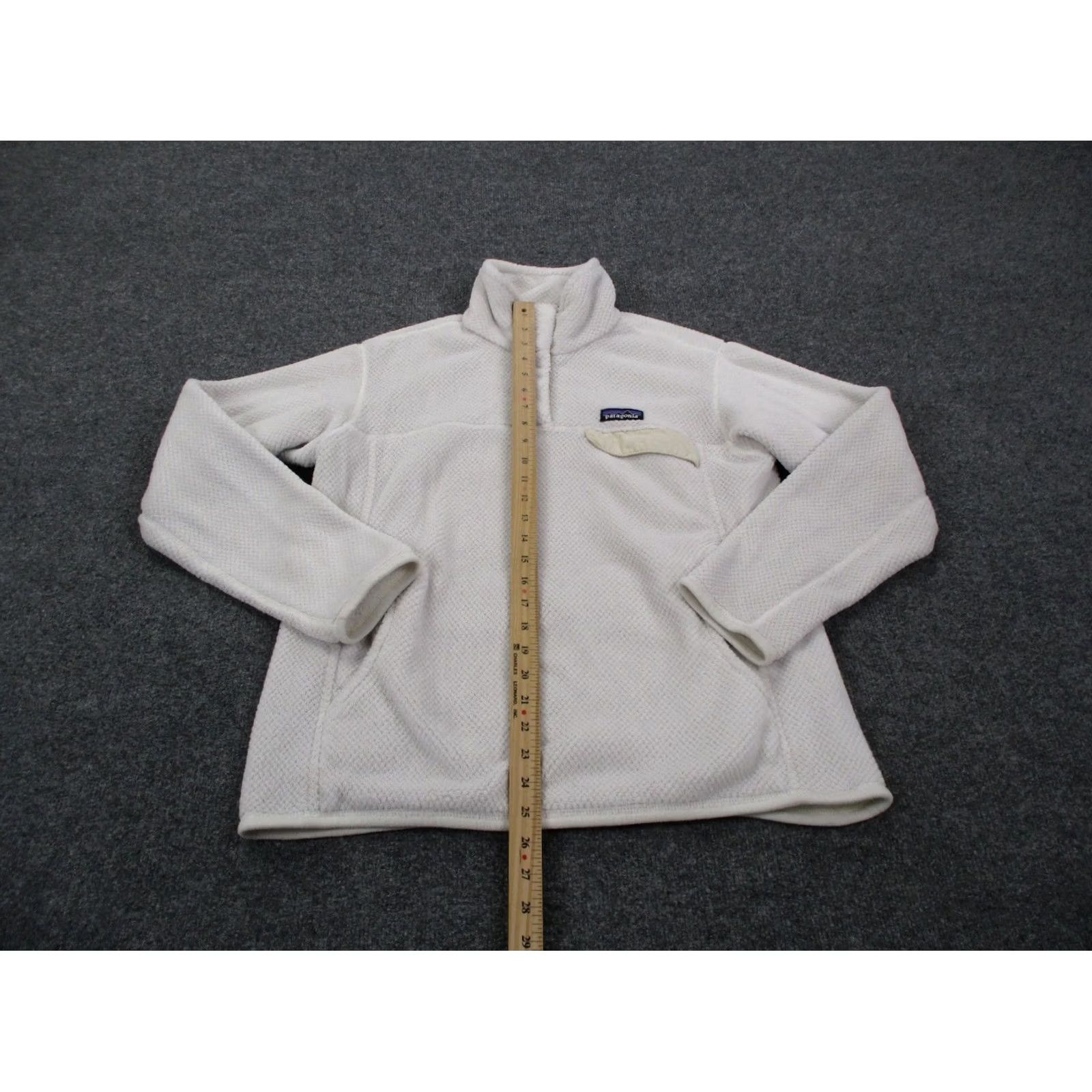 Patagonia Patagonia Jacket Womens L White Snap Fleece Outdoor Hiking Windbreaker 25442 Womens L White Patagonia Jacket Outdoor Windbreaker Fleece Snap Size L / US 10 / IT 46 - 3 Thumbnail