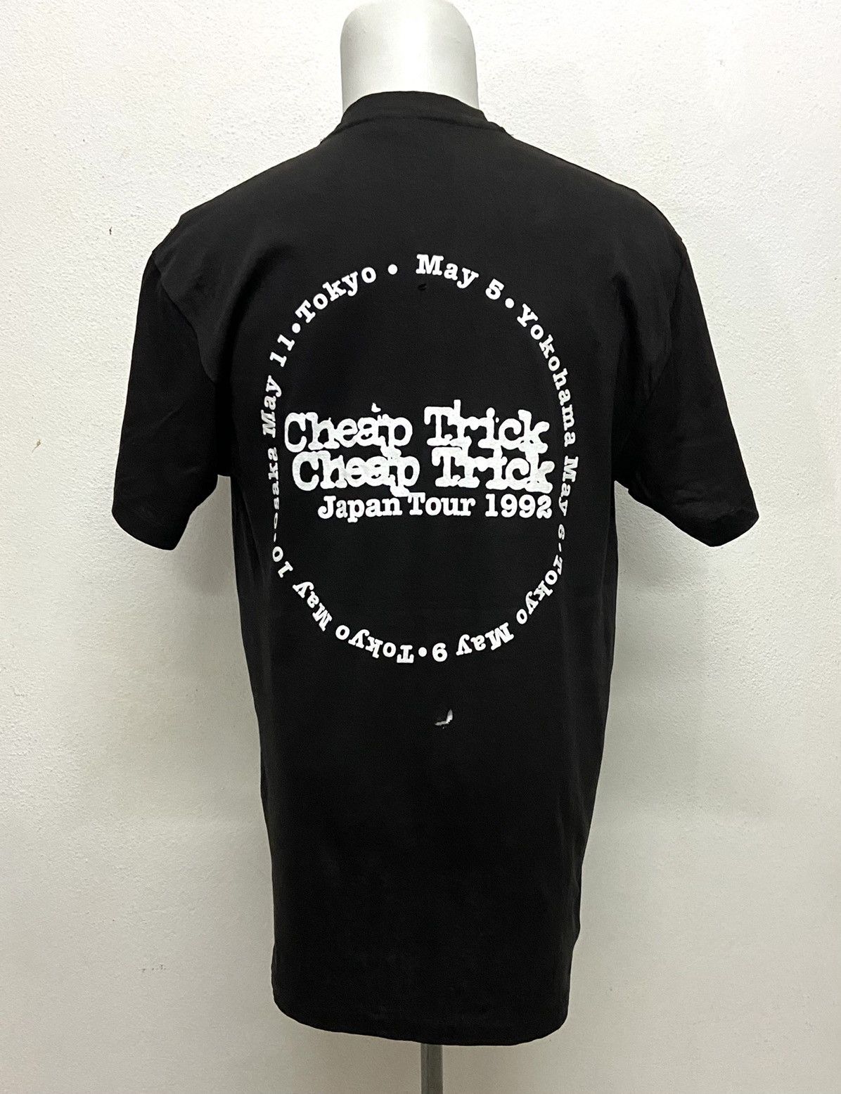 Band Tees × Vintage VINTAGE DISTRESSED CHEAP TRICK TEE Size US L / EU 52-54 / 3 - 4 Thumbnail