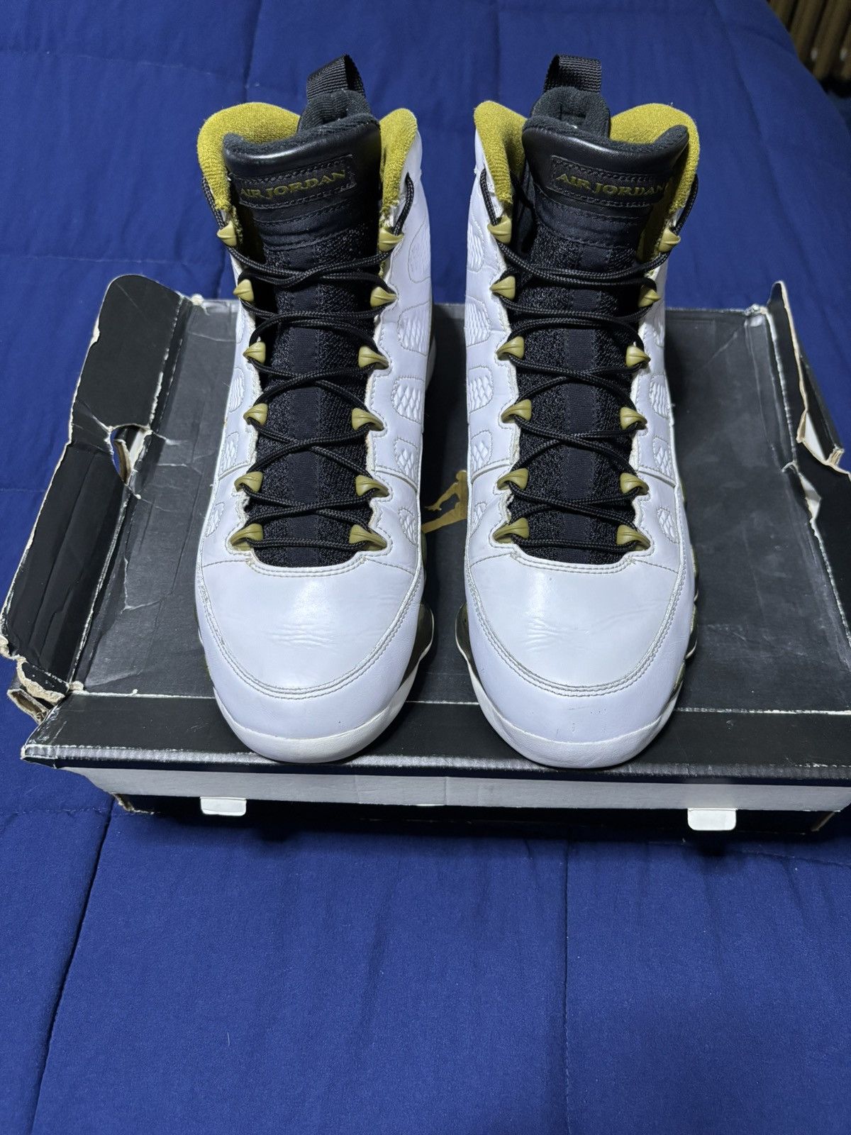 Air Jordan 9 Retro Statue Size 11.5