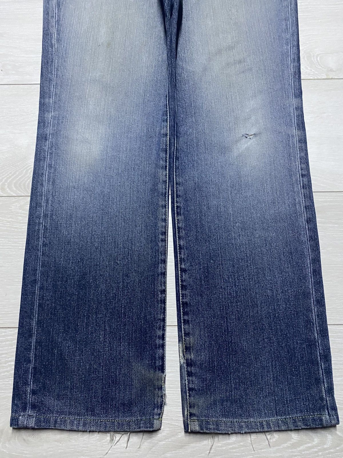 Burberry Vintage Burberry Blue Label Faded Wash Jeans Size US 32 / EU 48 - 5 Thumbnail