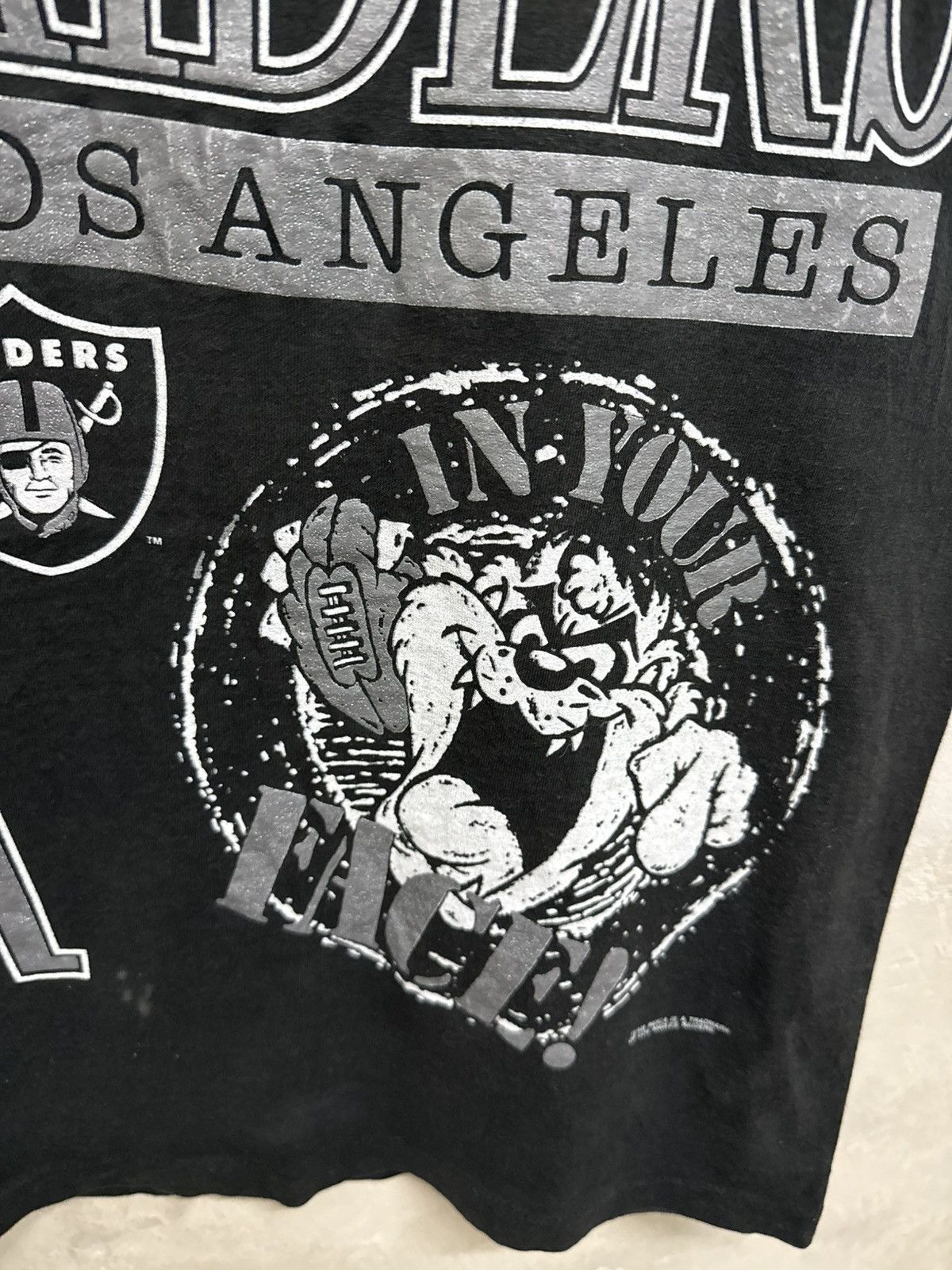 Vintage Vintage 1991 Los Angeles Raiders Tazmania Tee Size US M / EU 48-50 / 2 - 3 Thumbnail
