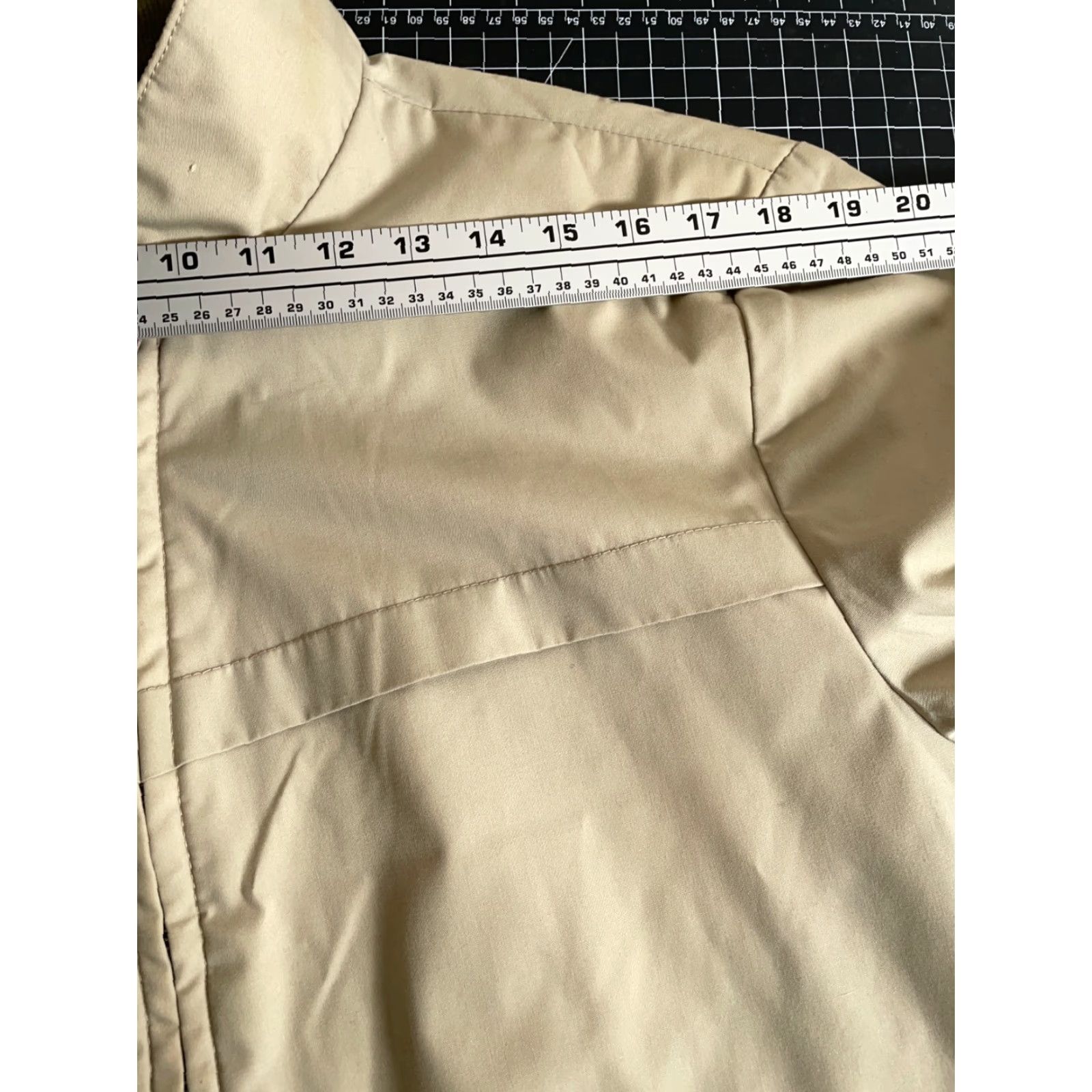 Vintage VINTAGE Lakeland Windbreaker Jacket Mens 46 Long 2XL Tall Beige Cotton Lightweight Fall Winter Size US S / EU 44-46 / 1 - 7 Thumbnail