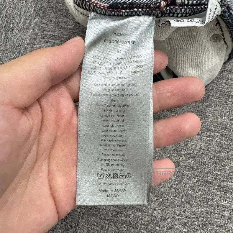 Dior Dior Dark Blue Denim Jeans with Leather Patch. Size US 31 - 4 Thumbnail
