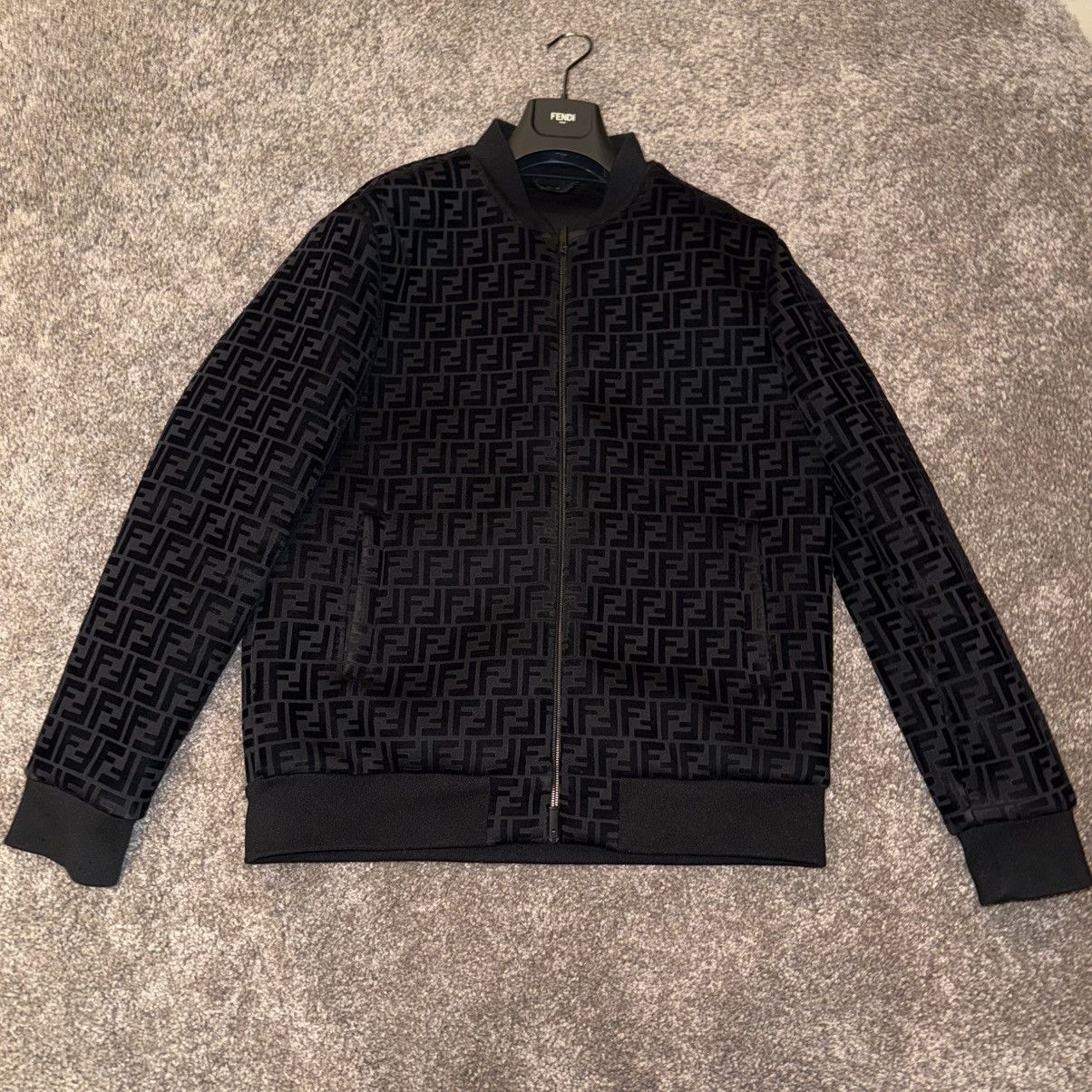 Fendi Fendi FF logo all over bomber jacket velvet logo bug eyes Size US L / EU 52-54 / 3 - 1 Thumbnail