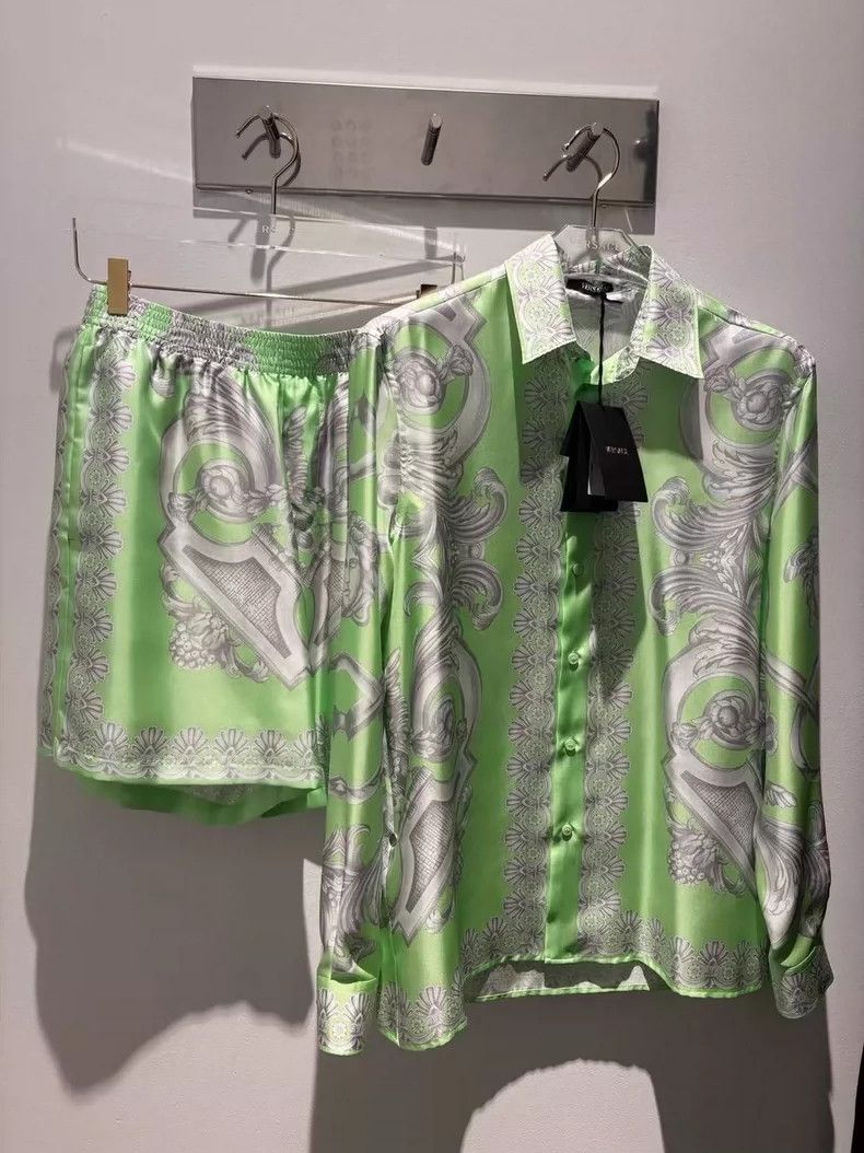 Versace Versace Men's Medusa court-style print shirt Size US M / EU 48-50 / 2 - 2 Thumbnail