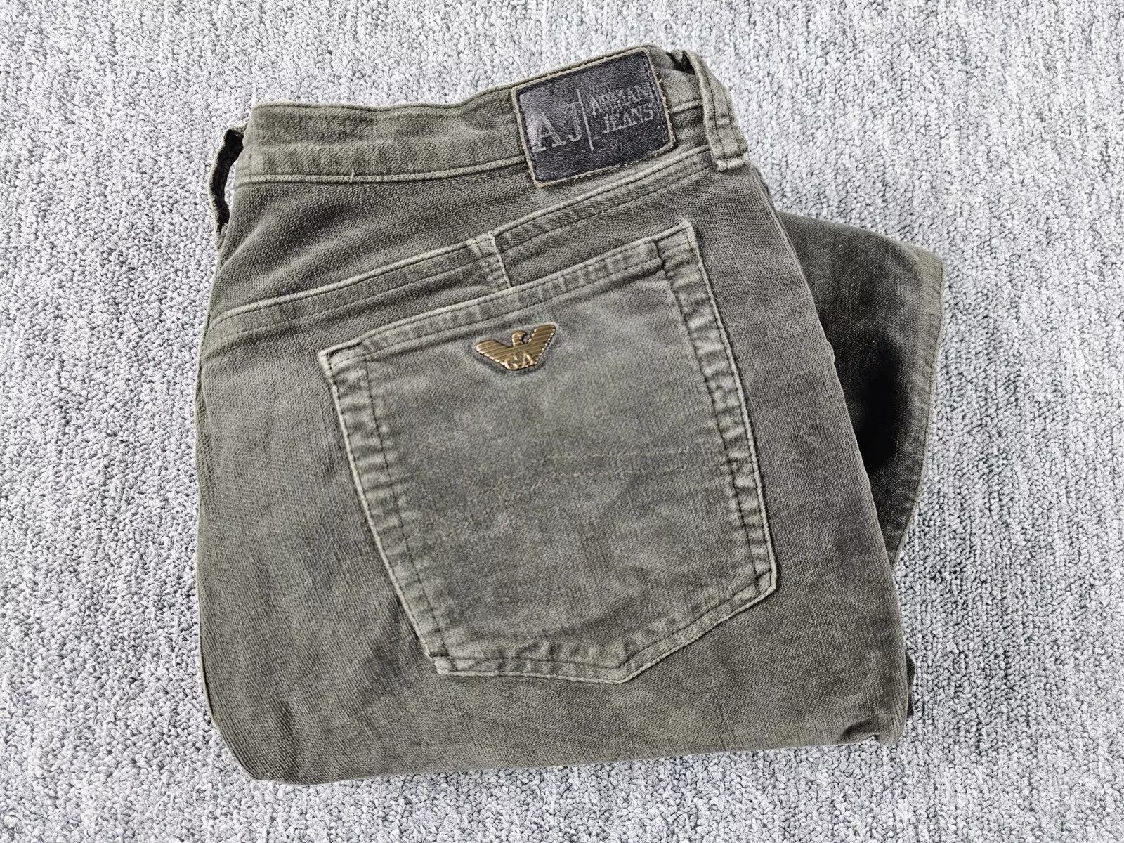 Armani Vintage Armani Corduroy Jeans L Comfort Fit Made in ITALY Size US 32 / EU 48 - 3 Thumbnail