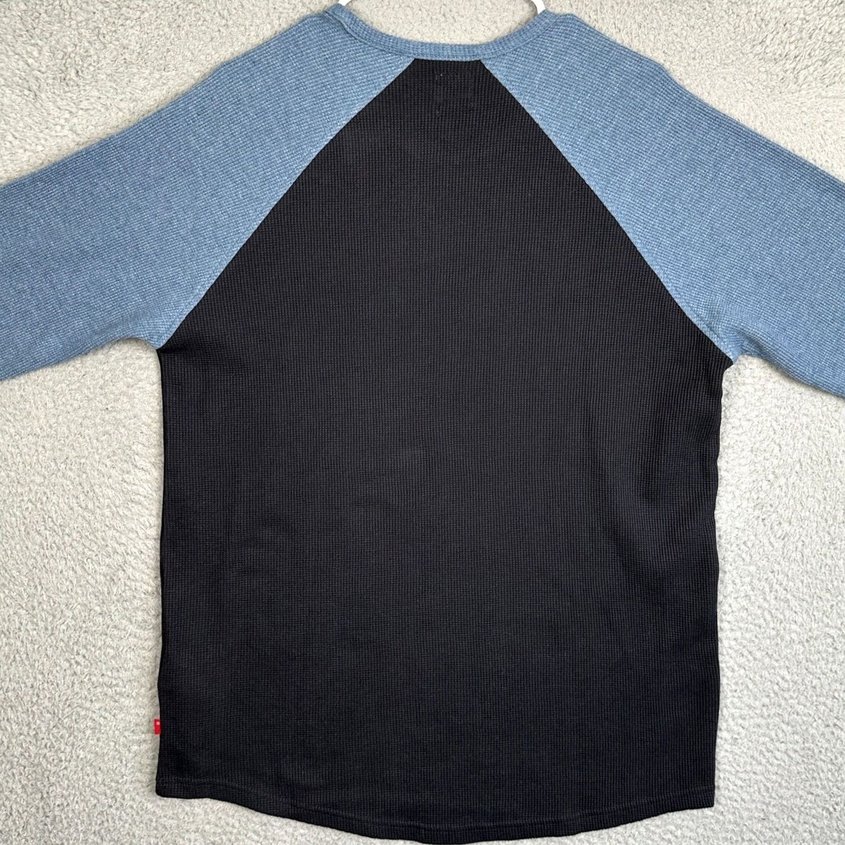 Levi's NEW Levi's Shirt Men M Black/Blue Colorblock Waffle Knit Thermal Long Sleeve Crew Neck Size US M / EU 48-50 / 2 - 3 Thumbnail