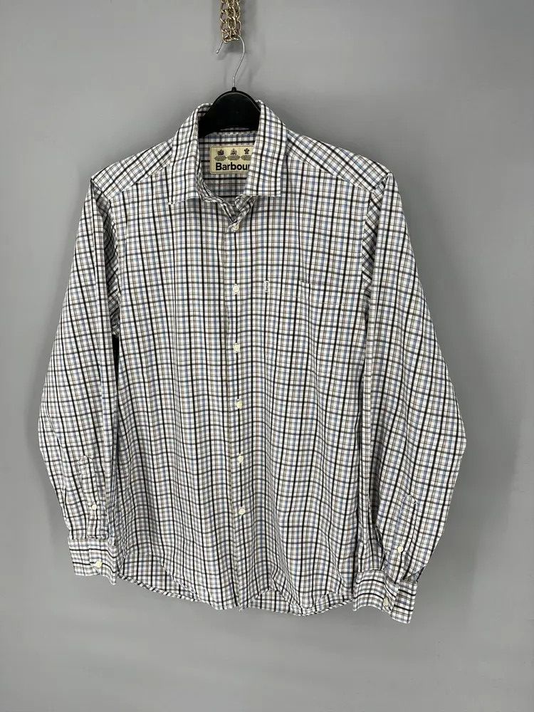 Barbour 🔥MAKE OFFERS🔥 Vintage Barbour shirt size S Size US S / EU 44-46 / 1 - 3 Thumbnail