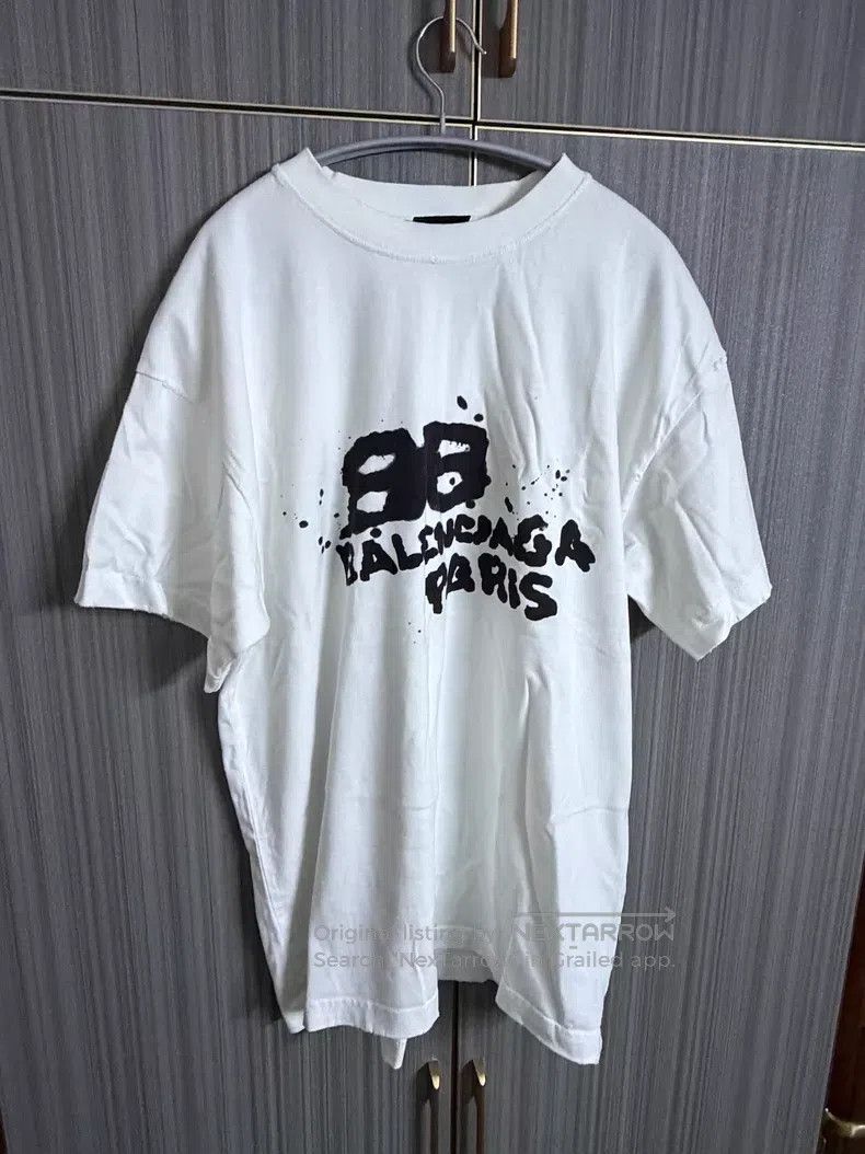 Balenciaga Balenciaga Short-sleeve Size US S / EU 44-46 / 1 - 1 Thumbnail