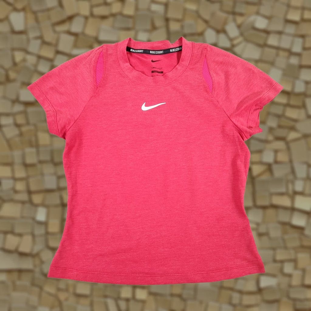 Nike Nike Womens Tennis T Shirt Slim Red Small Dri-Fit Court Slam Nike Dri-Fit FD5675 614 Womens T-Shirt Size S / US 4 / IT 40 - 1 Thumbnail