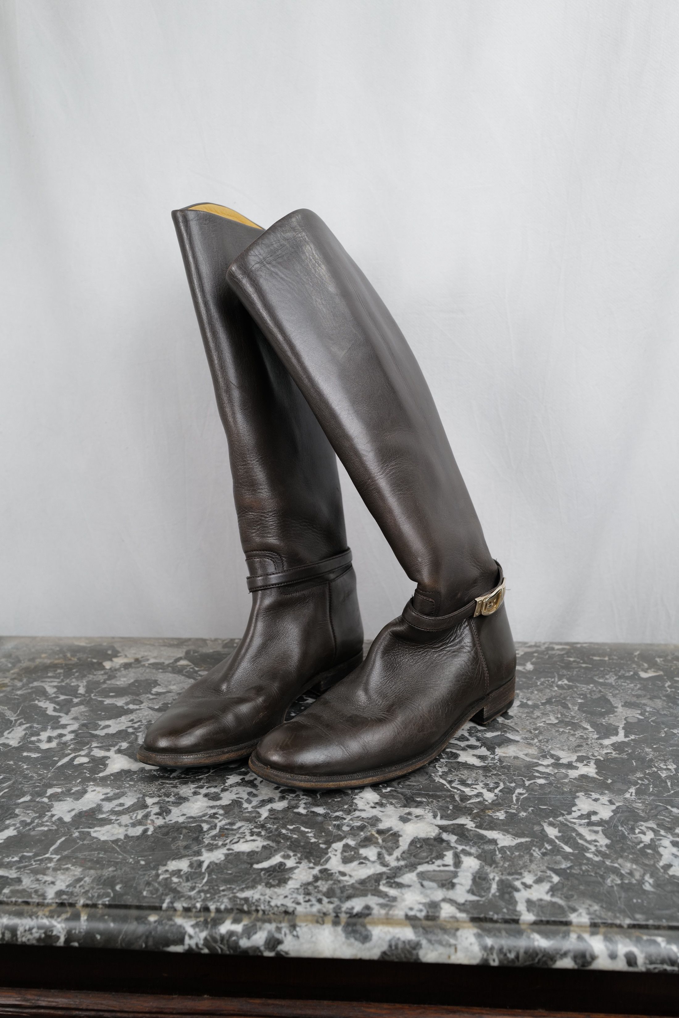 Gucci GUCCI LEATHER BOOTS Size US 7 / IT 37 - 2 Thumbnail