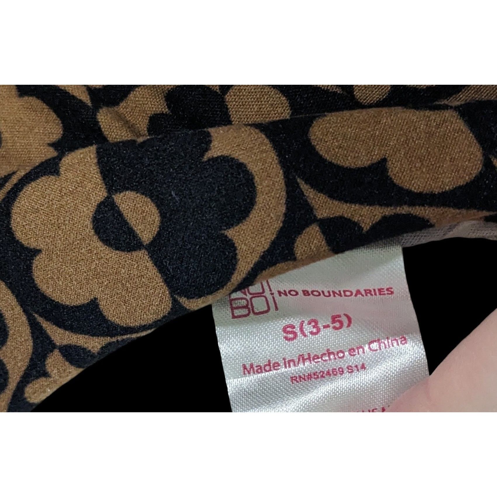 Other Retro Black And Brown Floral Button Down Top by No Boundarie Size S / US 4 / IT 40 - 4 Thumbnail