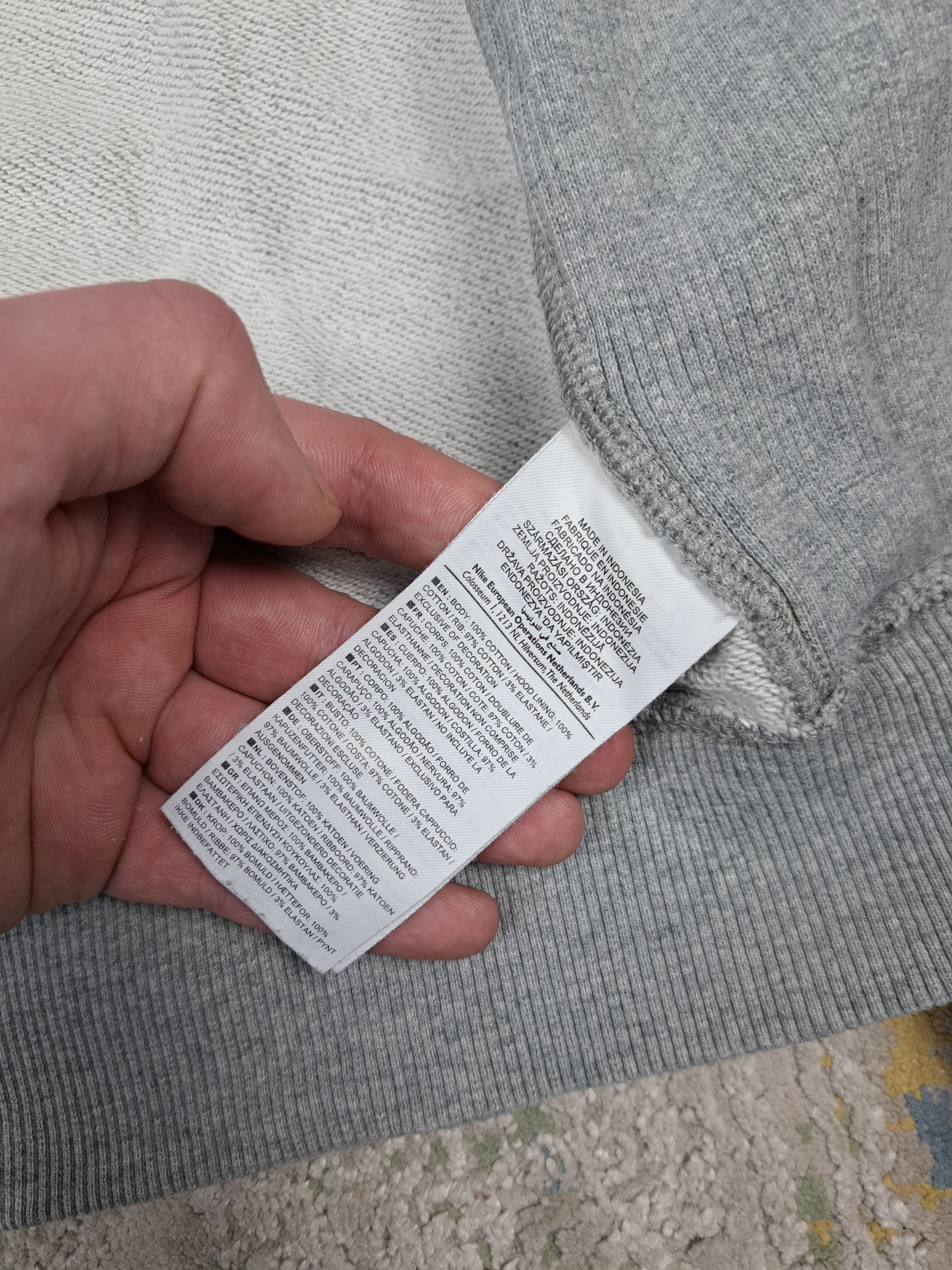 Nike Vintage 00s Nike Zip Up Hoodie y2k Basic Blank Mini Swoosh Size US M / EU 48-50 / 2 - 8 Thumbnail
