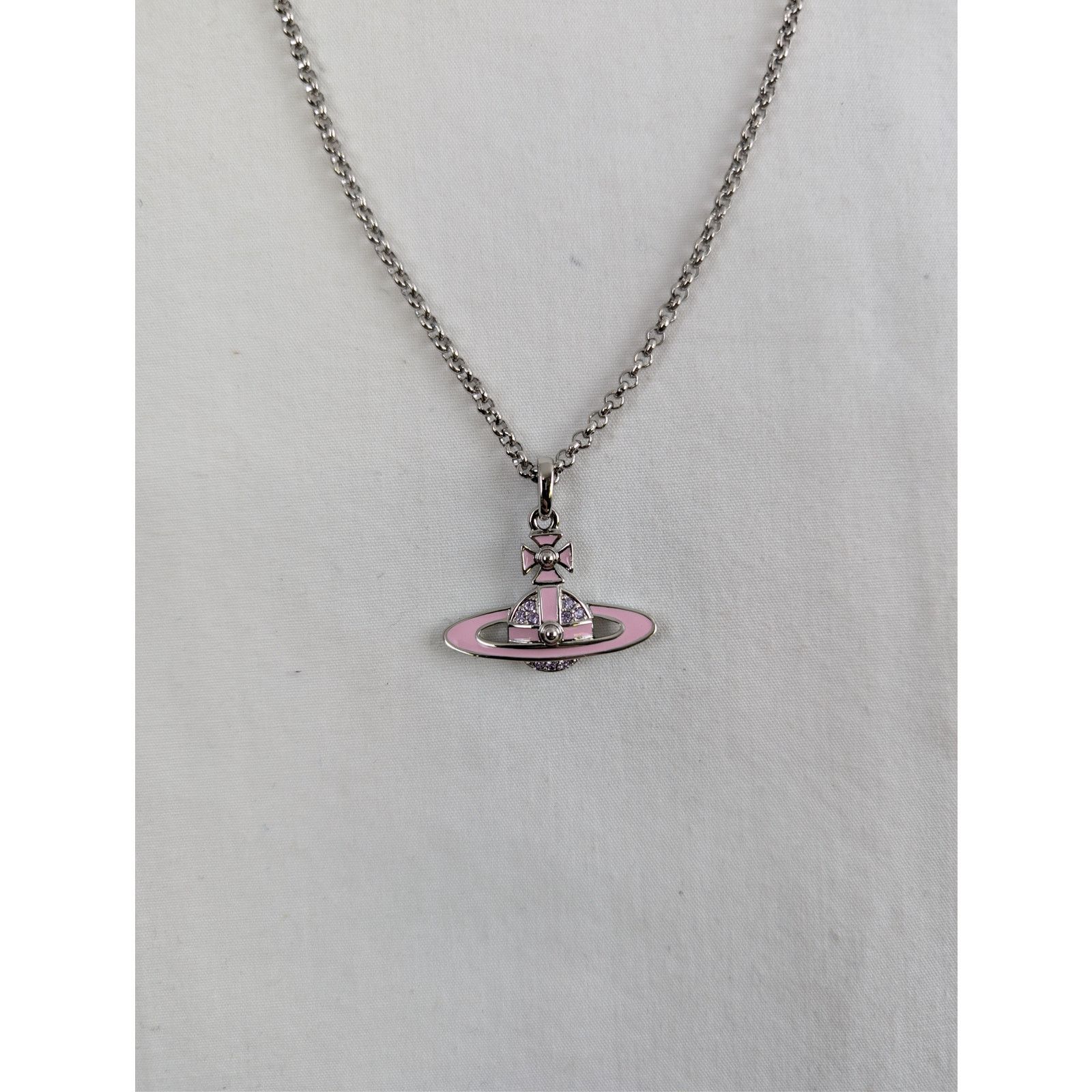 Vivienne Westwood o1rshd1 unisex Neil Mini Bas Relief Pendant Necklace Brass Size ONE SIZE - 3 Thumbnail