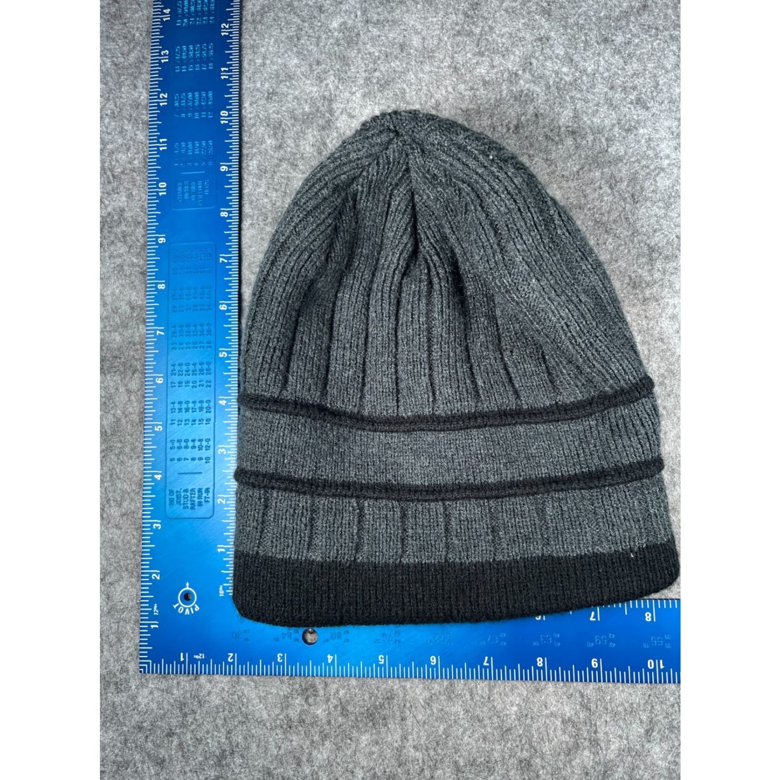 Vintage VINTAGE Becker Brands Beanie (Toque) Adult One Size Gray Stripe Knit 100% Acrylic Hat Mens Ski Beanie Size ONE SIZE - 3 Thumbnail
