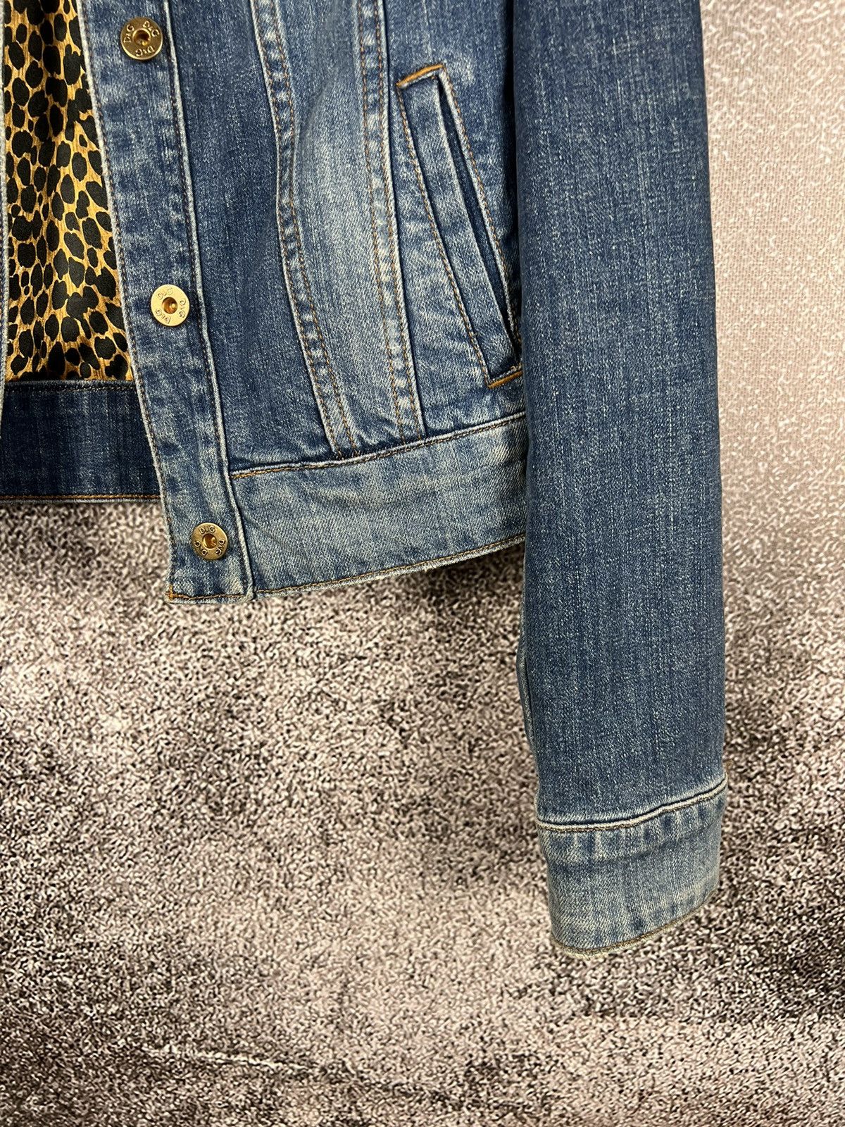 Designer × Dolce & Gabbana Dolce & Gabbana denim trucker jacket animal dotted ornaments Size M / US 6-8 / IT 42-44 - 9 Thumbnail