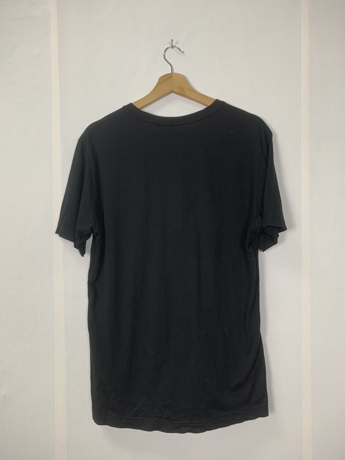 Anime × Cartoon Network Saint Seiya Uniqlo Tee Size US L / EU 52-54 / 3 - 7 Thumbnail
