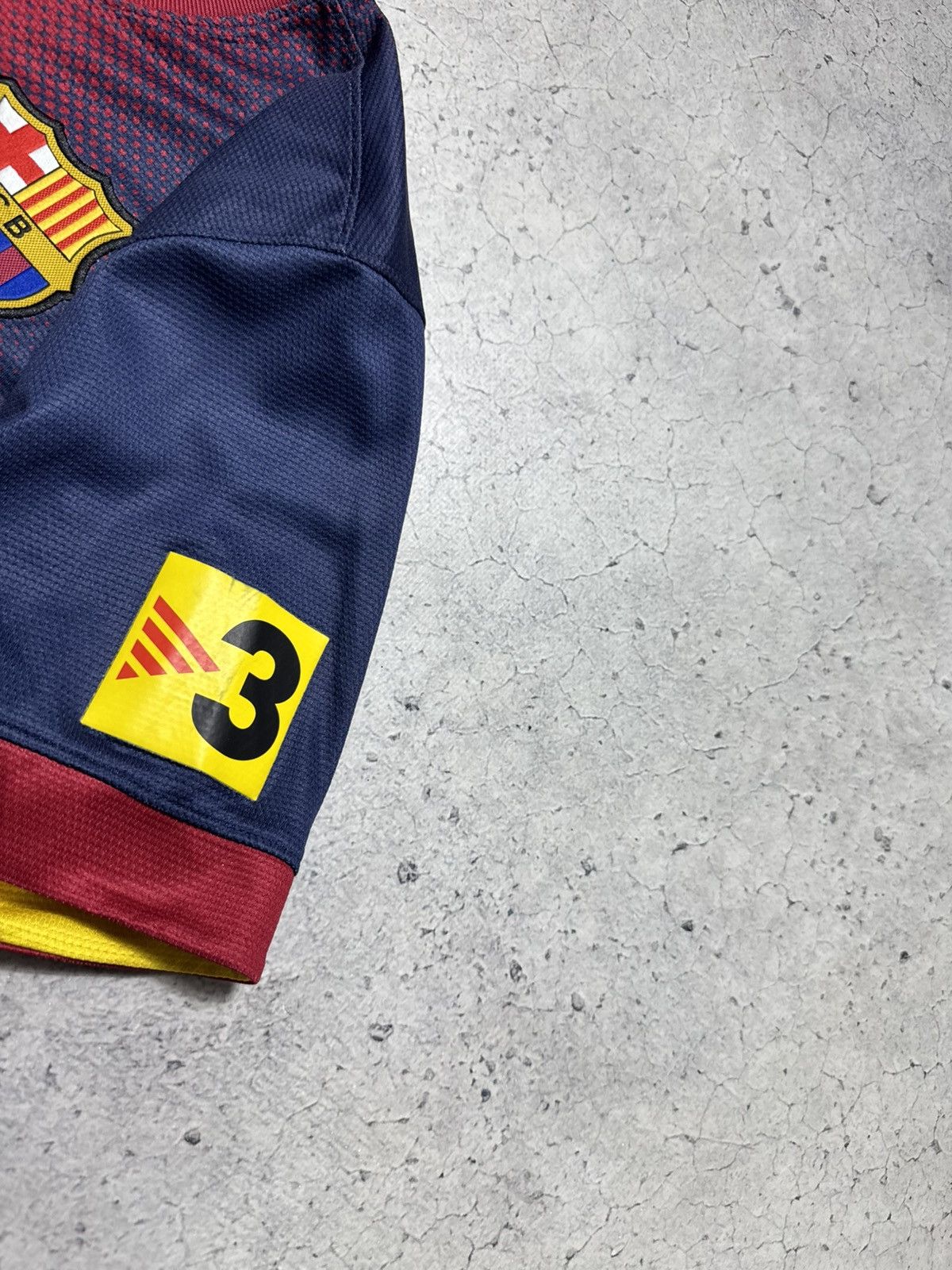Nike Nike FC Barcelona Vintage Soccer Jersey 2012/2013 Y2K Size US S / EU 44-46 / 1 - 9 Thumbnail