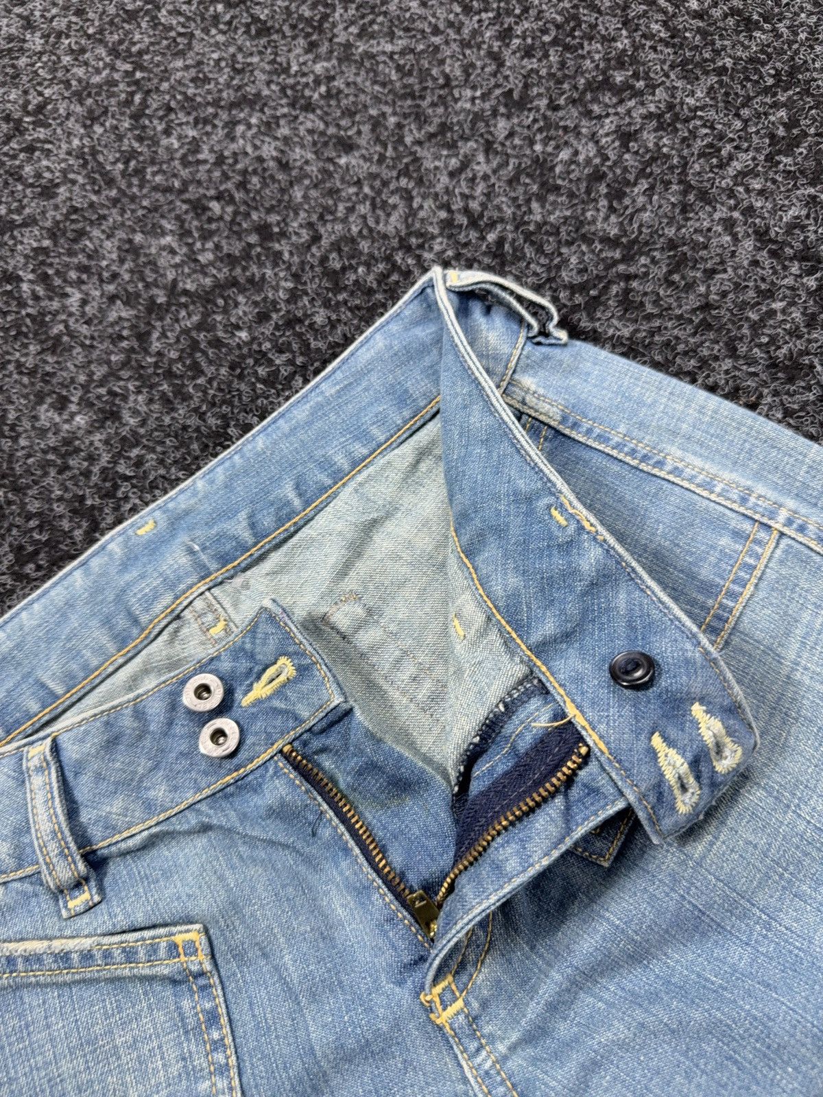 Diesel 90s Retro Diesel P-Hush Y2K Low Rise Flared Denim Jeans Size 27" / US 4 / IT 40 - 12 Thumbnail