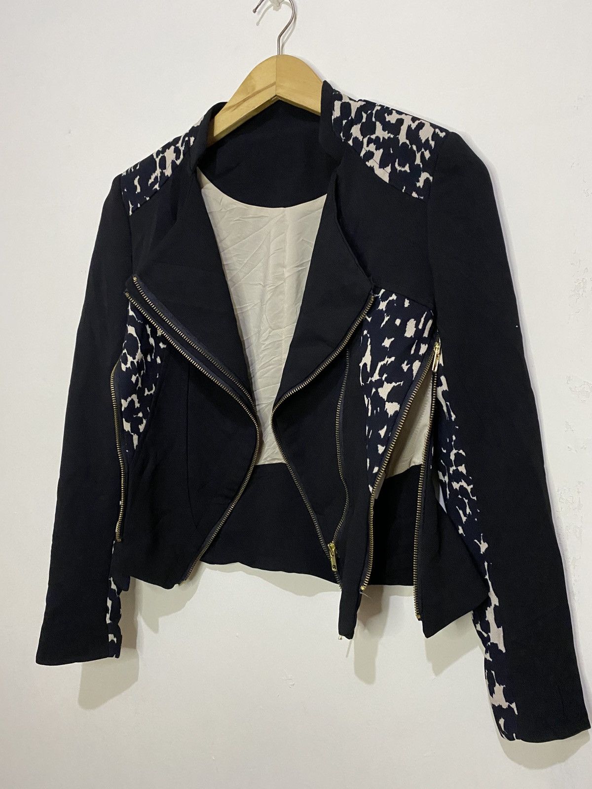 If Six Was Nine × Japanese Brand × Le Grande Bleu (L.G.B.) Vintage Japanese Brand Cheetah Pattern Jacket Unbrand Size S / US 4 / IT 40 - 7 Thumbnail