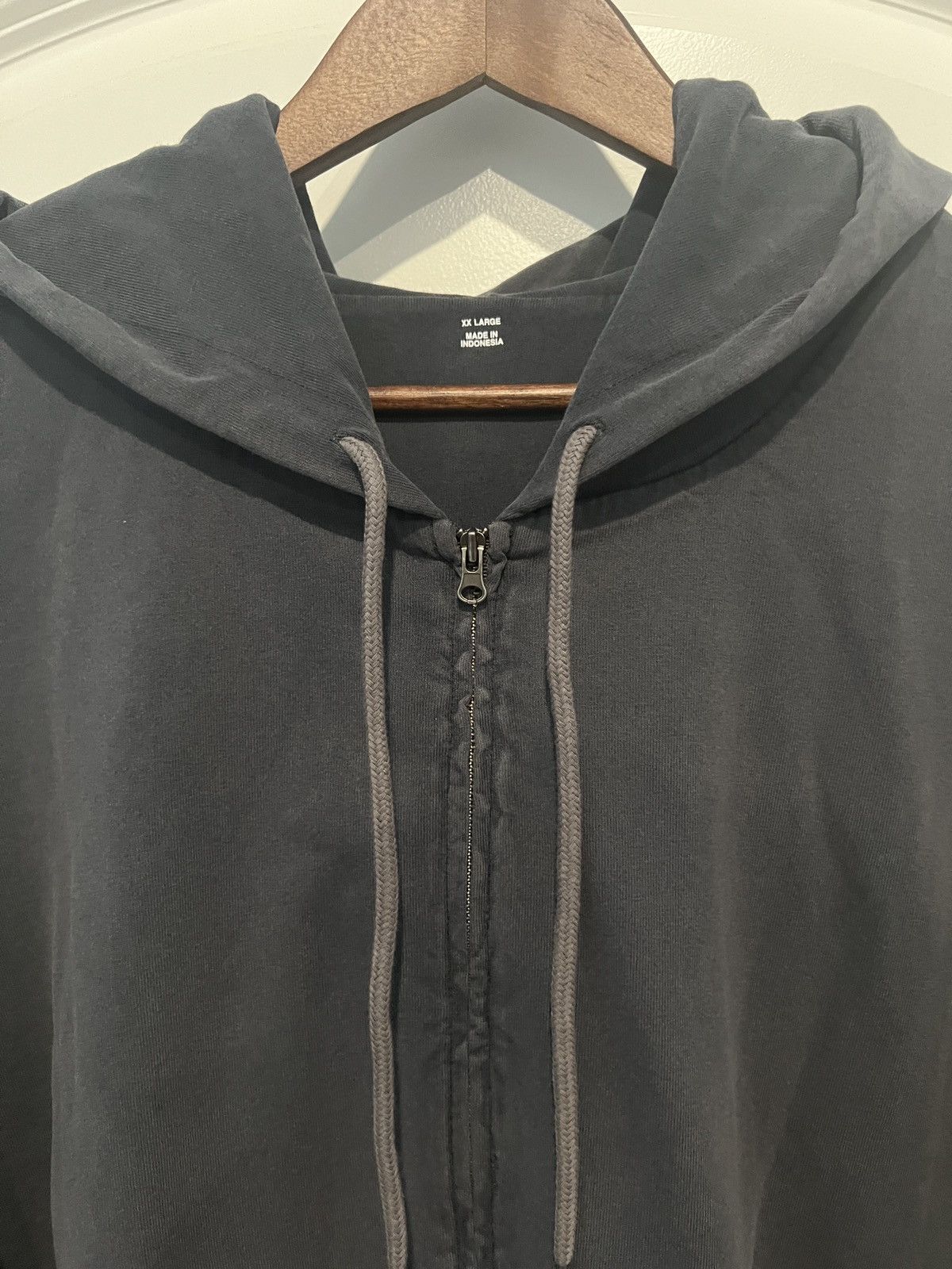 Yeezy Poetic Black Yeezy Gap Zip Up Hoodie Sweatshirt XXL Size US XXL / EU 58 / 5 - 2 Thumbnail