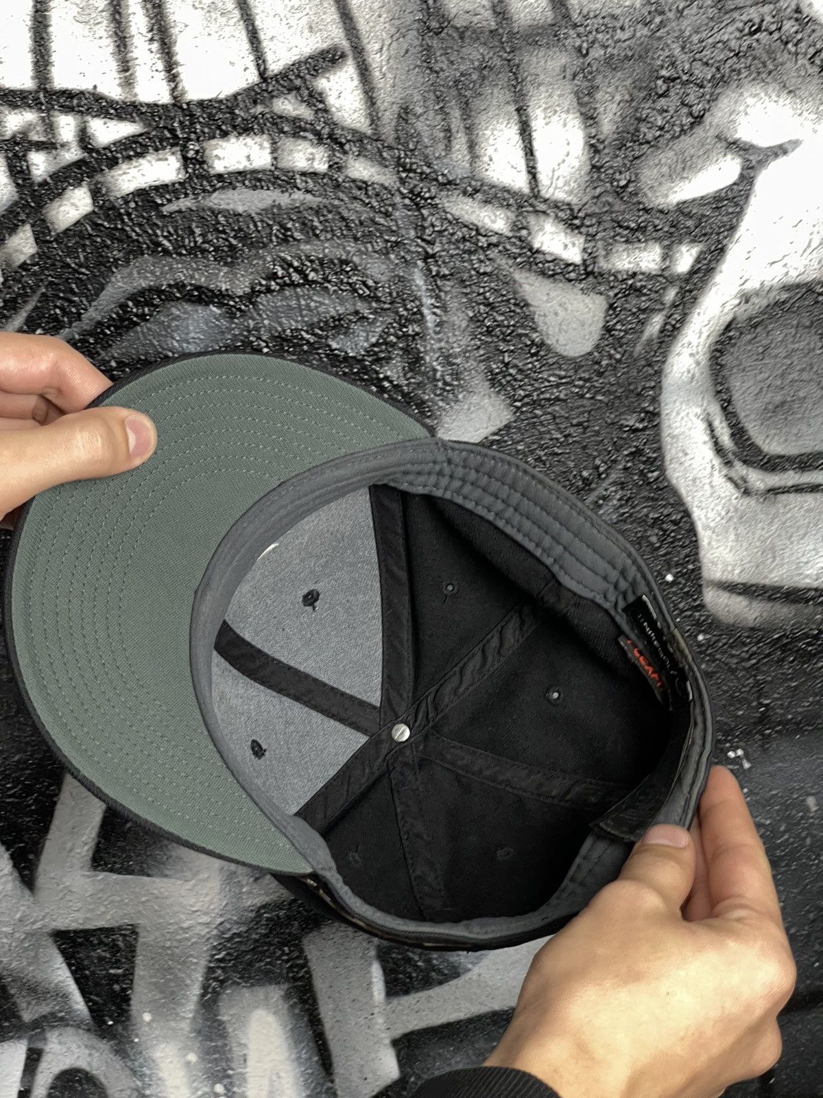 Japanese Brand Nike Golf Y2K Sportswear FlexFit Black Hat Cap Size ONE SIZE - 7 Thumbnail