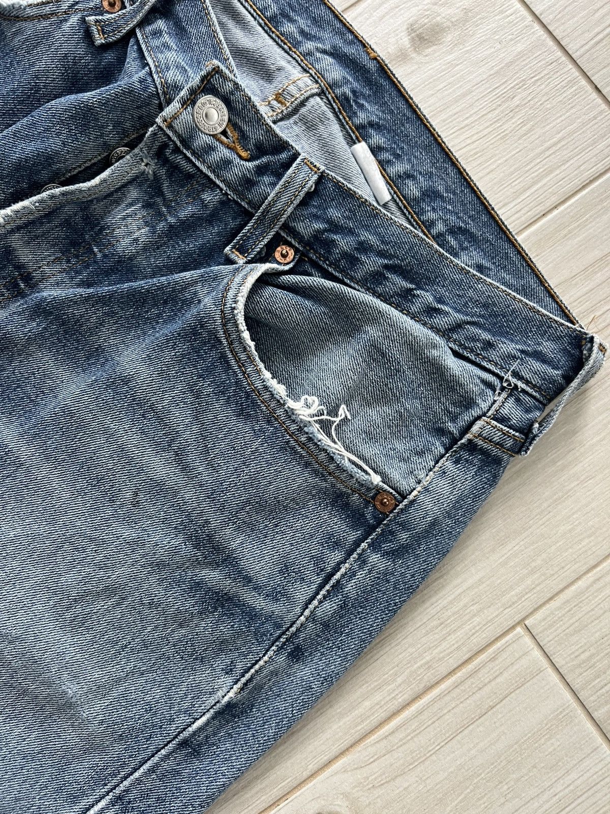 Levi's Vintage Levis 501 Blue Denim Jeans Size US 34 / EU 50 - 14 Thumbnail