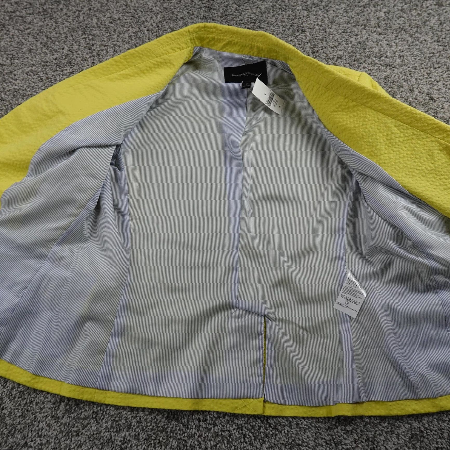 Banana Republic Banana Republic Blazer Womens 4 Yellow Seersucker Sport Coat Jacket Button Collared Lined Pockets Short Length Size S / US 4 / IT 40 - 5 Thumbnail
