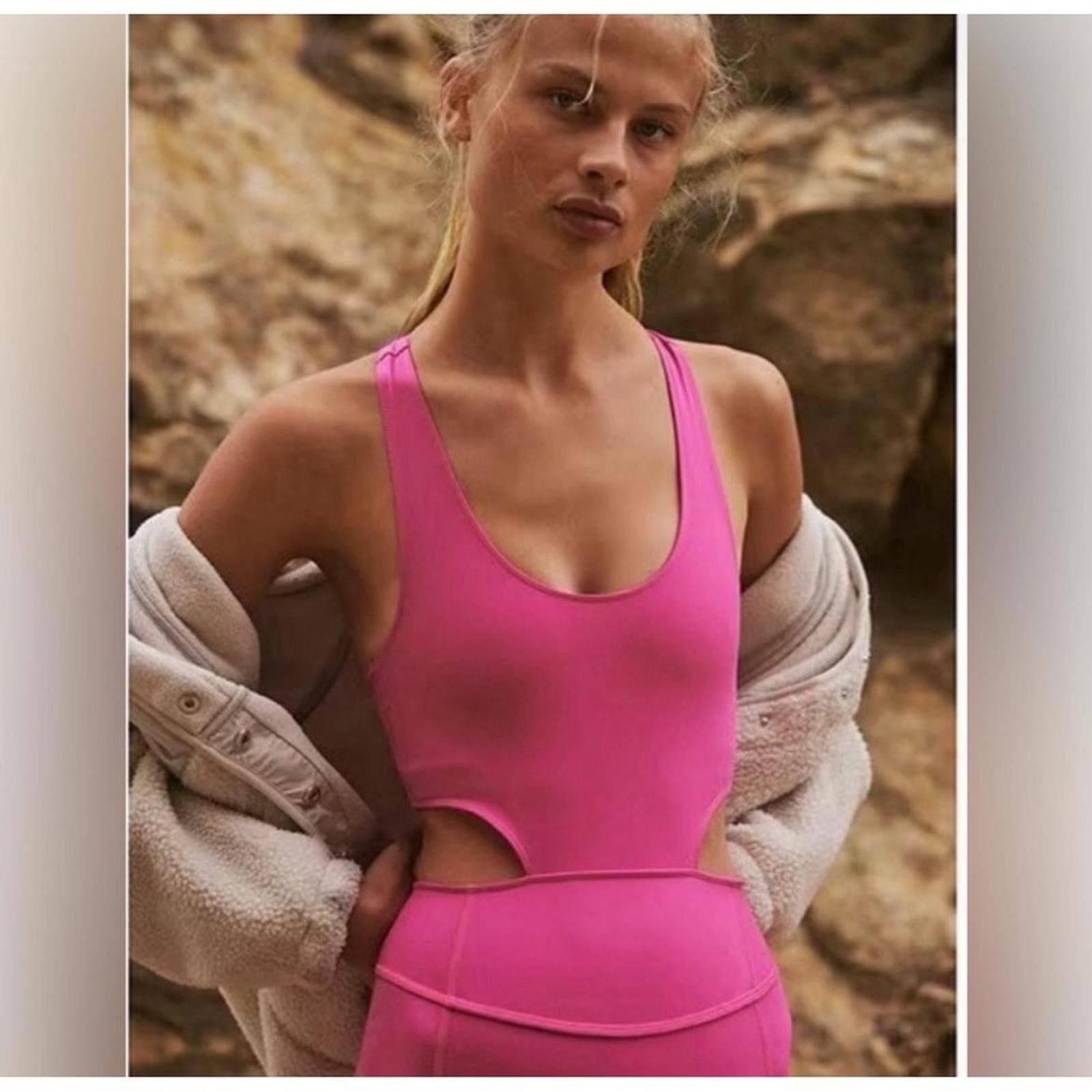 Free People Free people Hot Pink Activewear Bodysuit Cut Out Yoga Gym S Size ONE SIZE - 5 Thumbnail