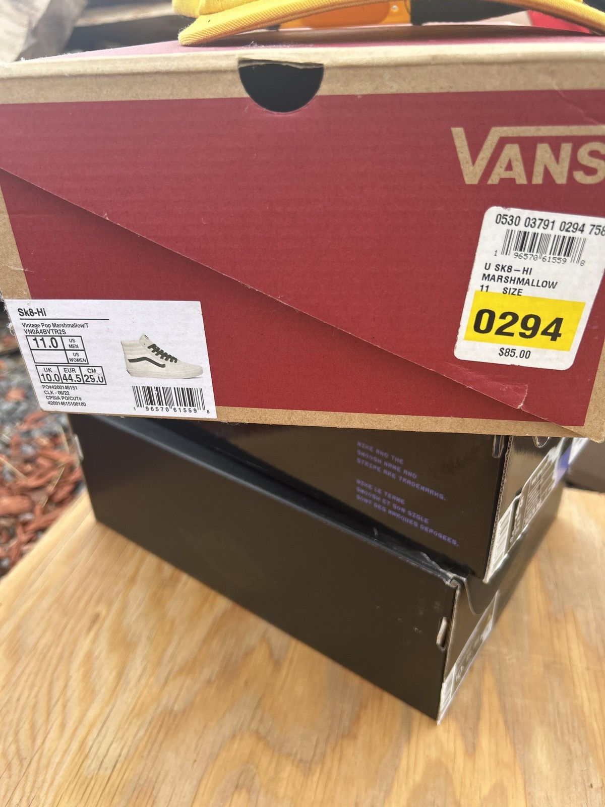 Vans Sk8-hi vintage pop marshmallow Size US 11 / EU 44 - 7 Thumbnail