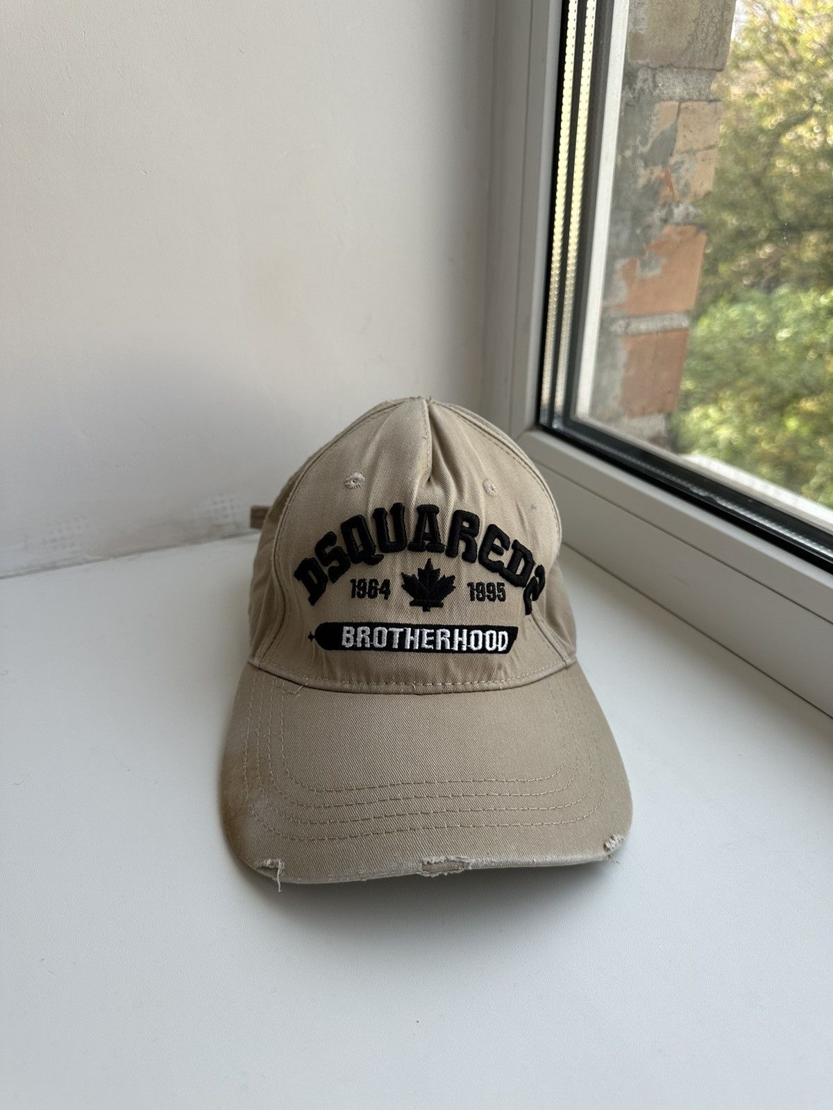 Dsquared2 Vintage Distressed Dsquared2 Cap Big Logo Size ONE SIZE - 4 Thumbnail